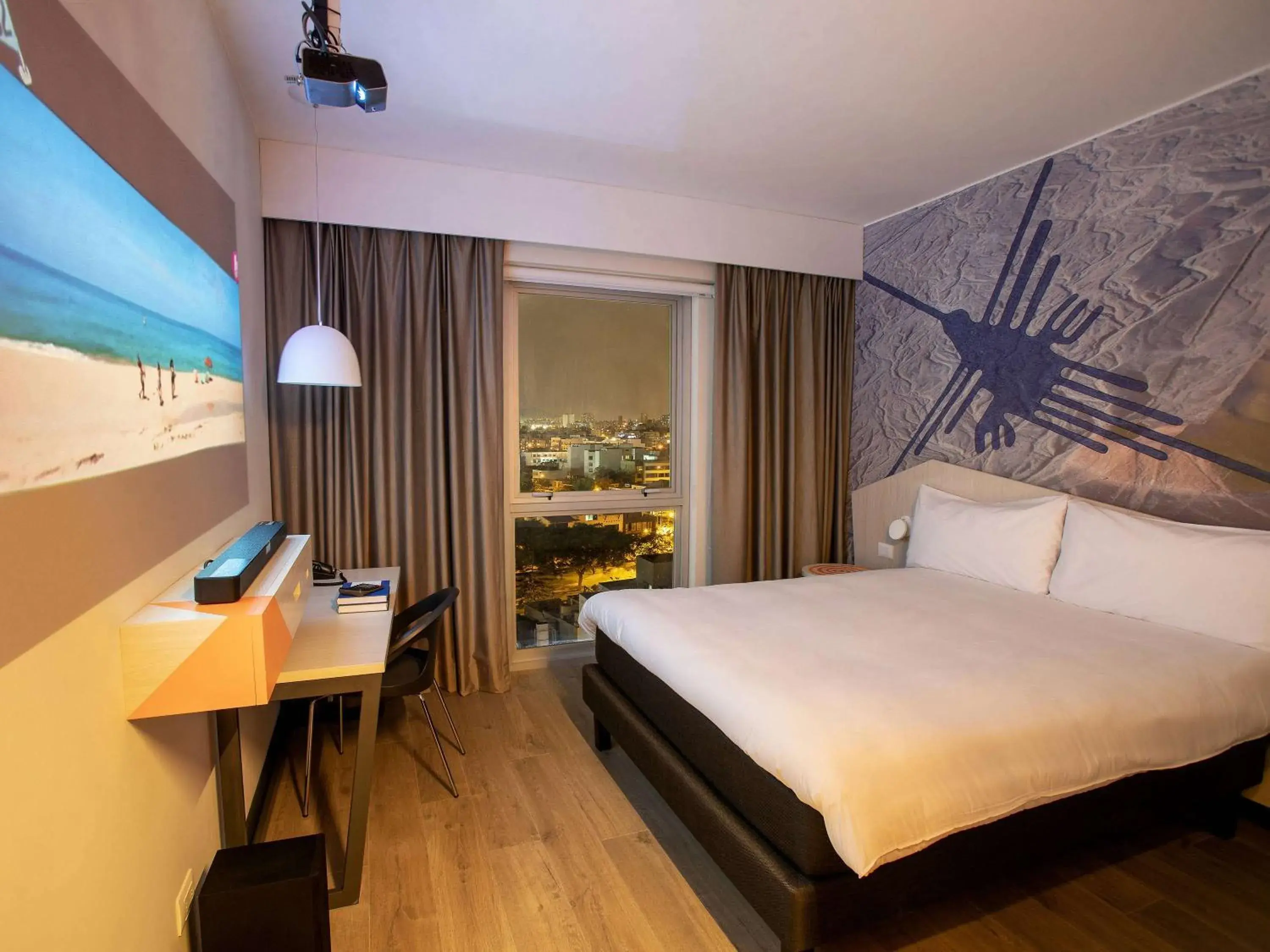 Photo of the whole room, Bed in ibis Styles Lima Benavides Miraflores Photo of the whole room, Bed in ibis Styles Lima Benavides Miraflores
