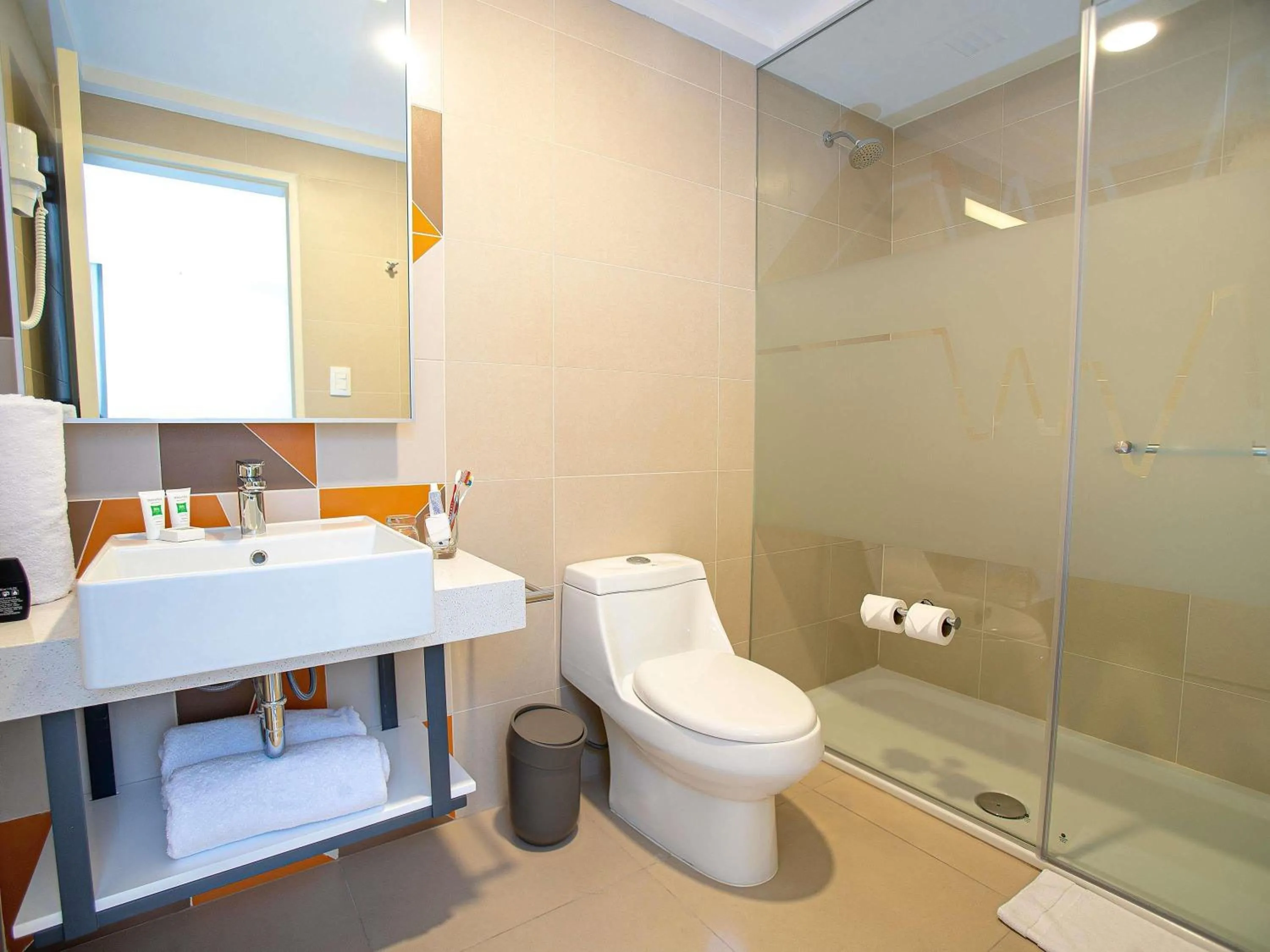 Bedroom in ibis Styles Lima Benavides Miraflores