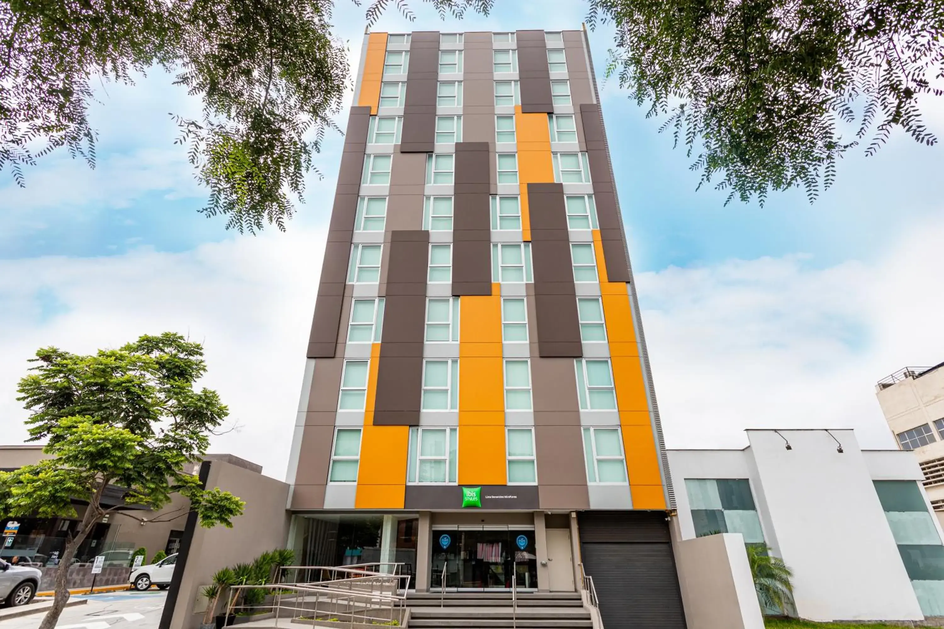 Property building in ibis Styles Lima Benavides Miraflores Property building in ibis Styles Lima Benavides Miraflores