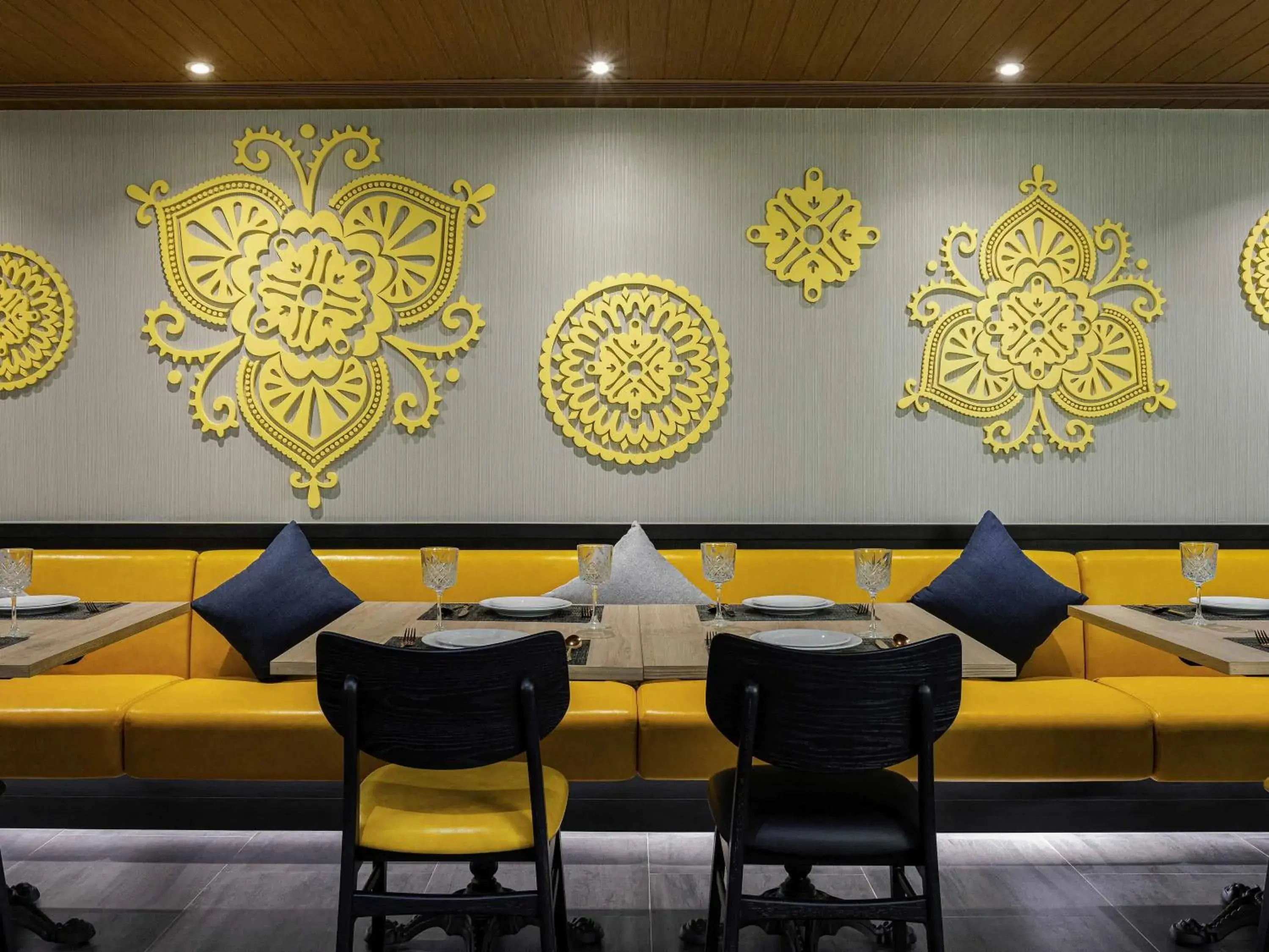 Restaurant/places to eat in ibis Styles Bangkok Silom Restaurant/places to eat in ibis Styles Bangkok Silom