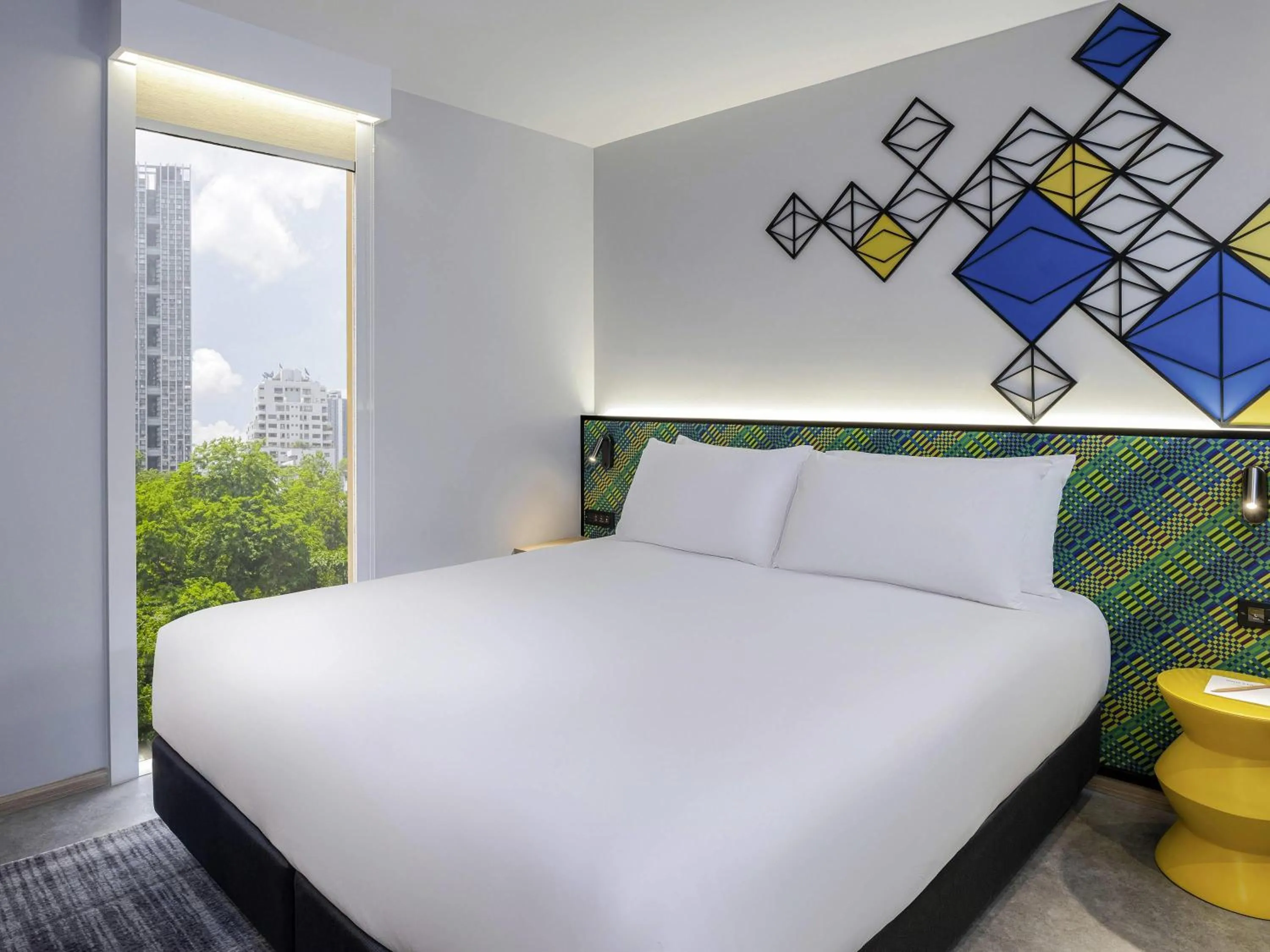 Bedroom, Bed in ibis Styles Bangkok Silom