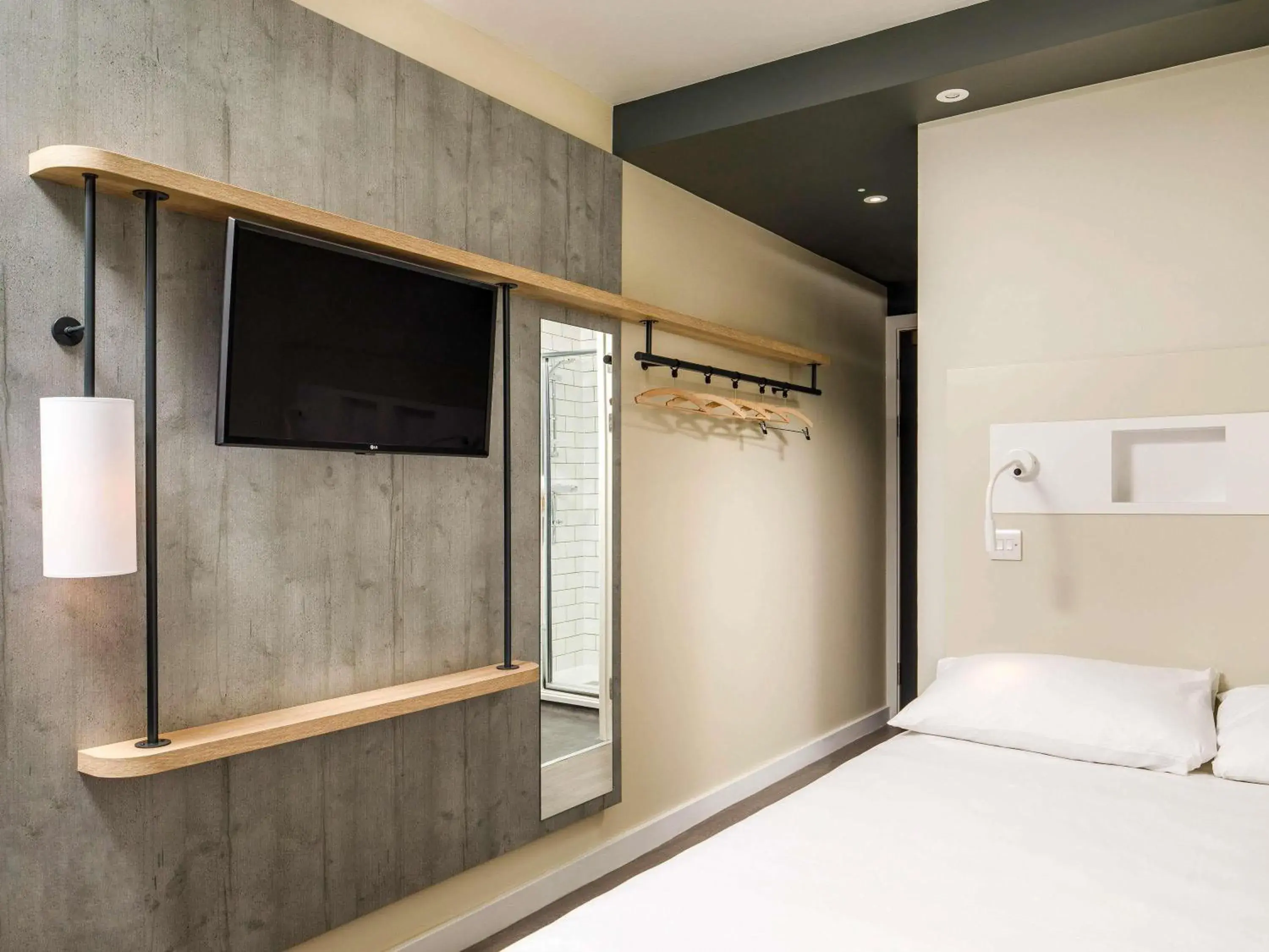 Bedroom, Bed in ibis Budget Sheffield Centre St Marys Gate Bedroom, Bed in ibis Budget Sheffield Centre St Marys Gate