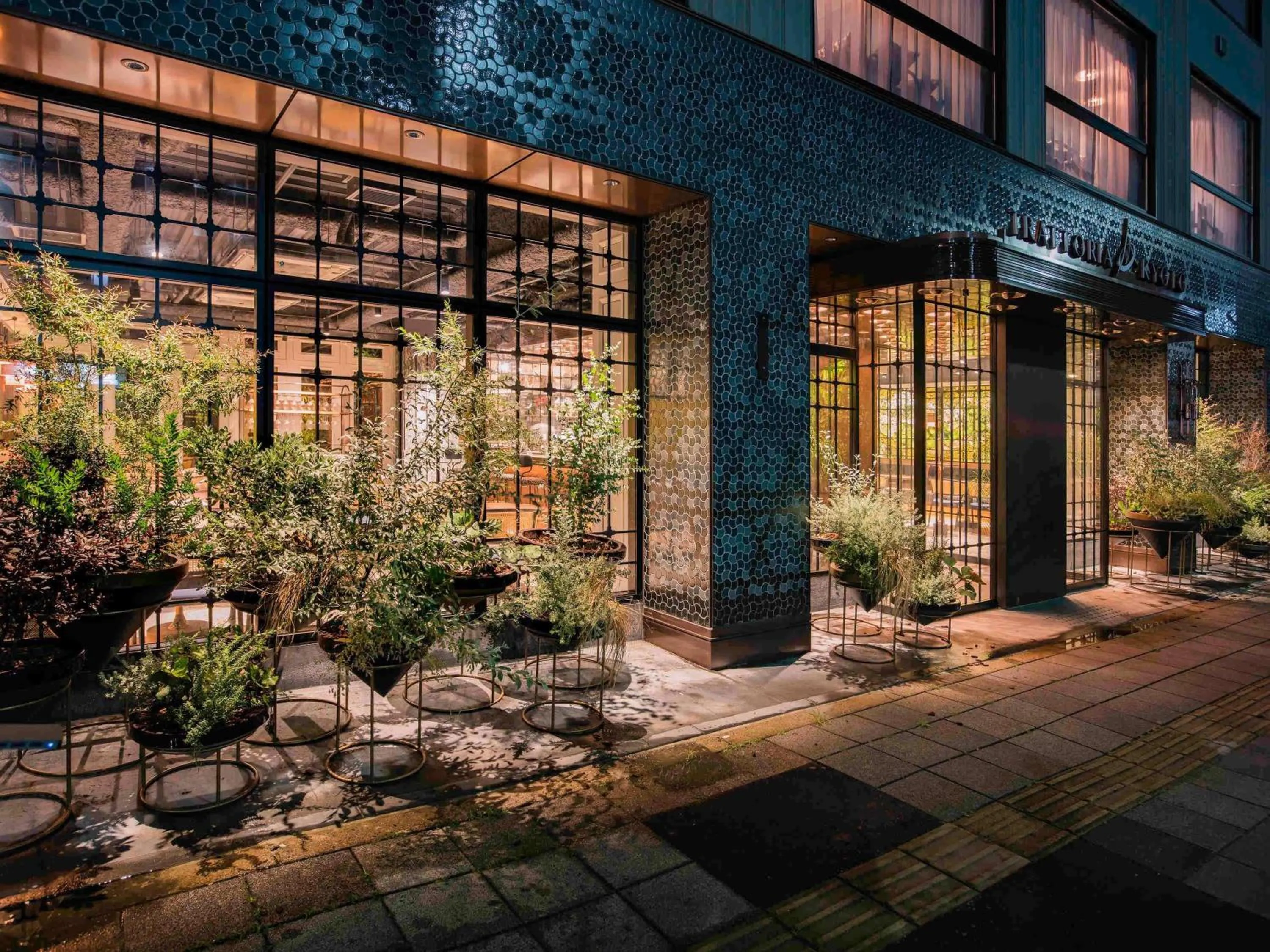 Restaurant/places to eat in Mercure Kyoto Station