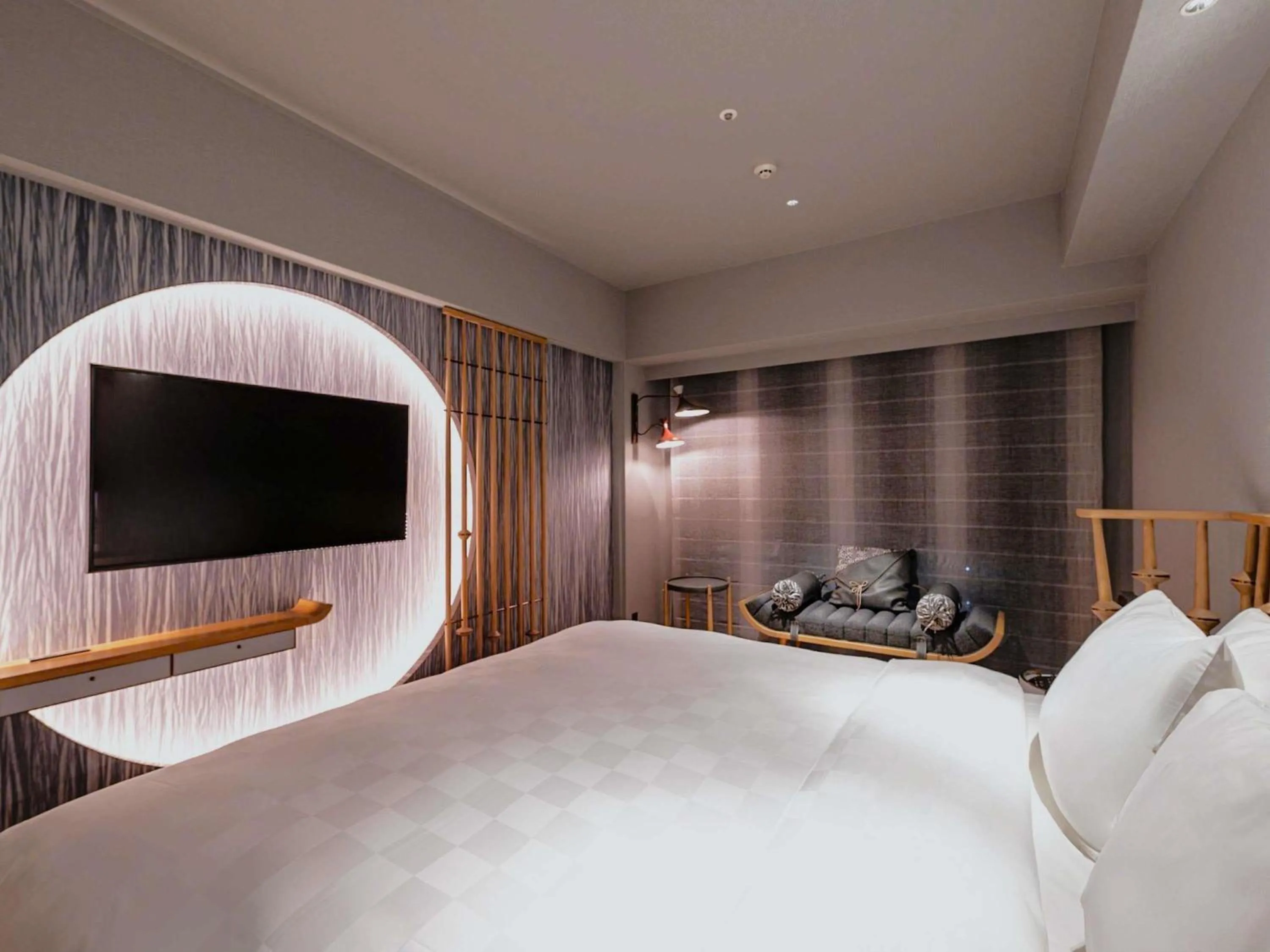 Bedroom, Bed in Mercure Kyoto Station