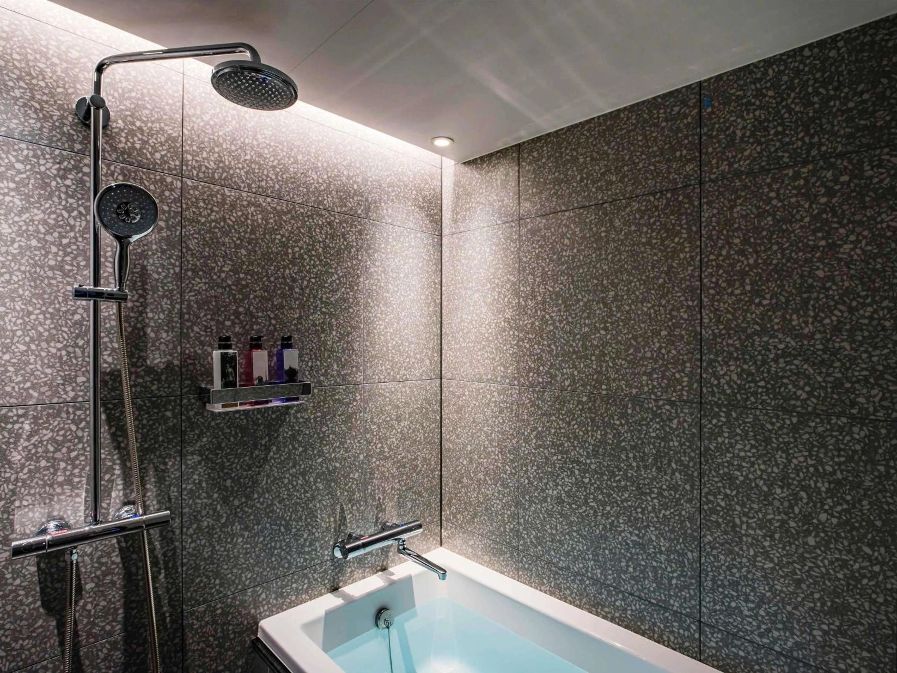 Bedroom in Mercure Kyoto Station