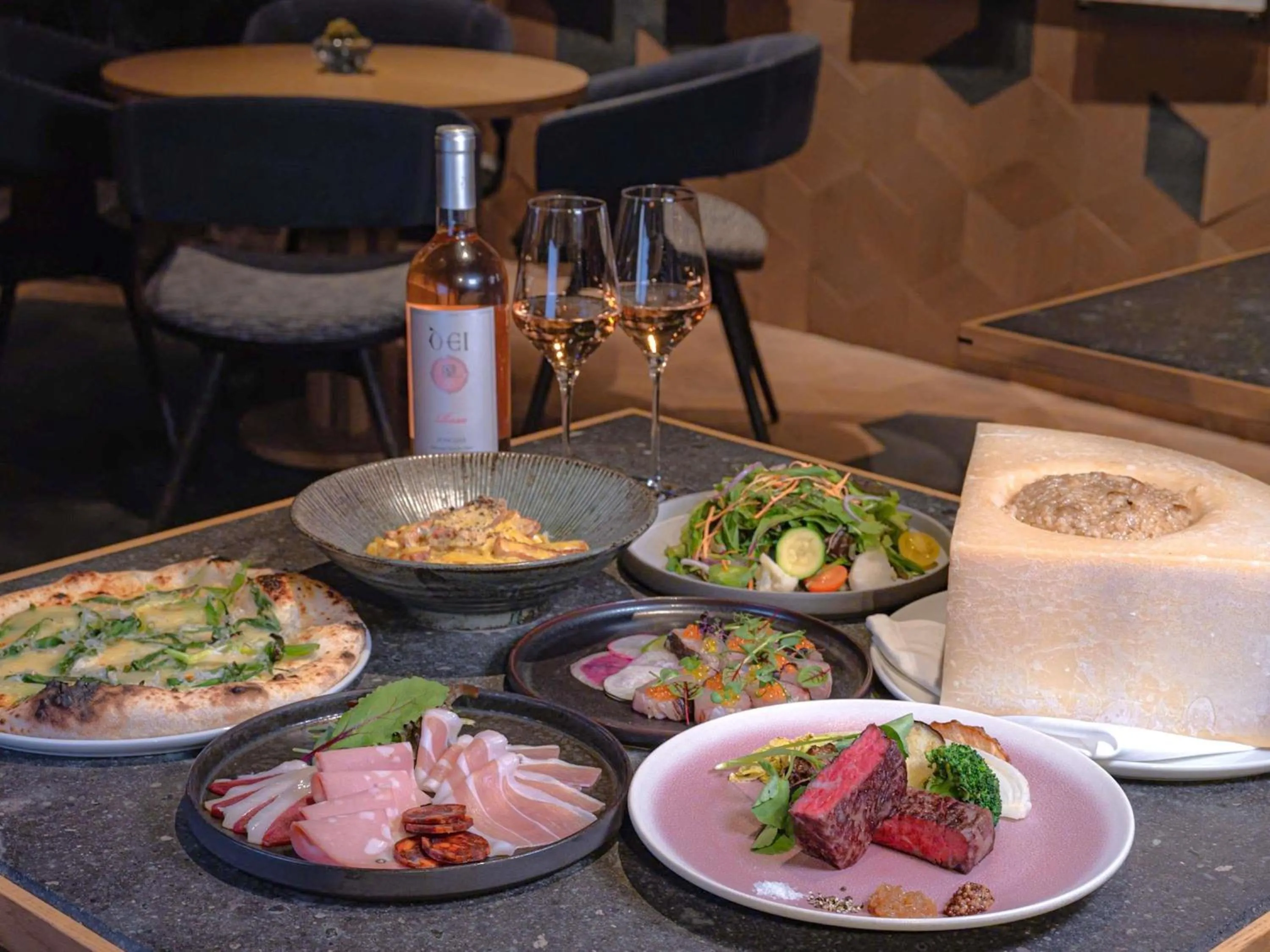 Restaurant/places to eat in Mercure Kyoto Station