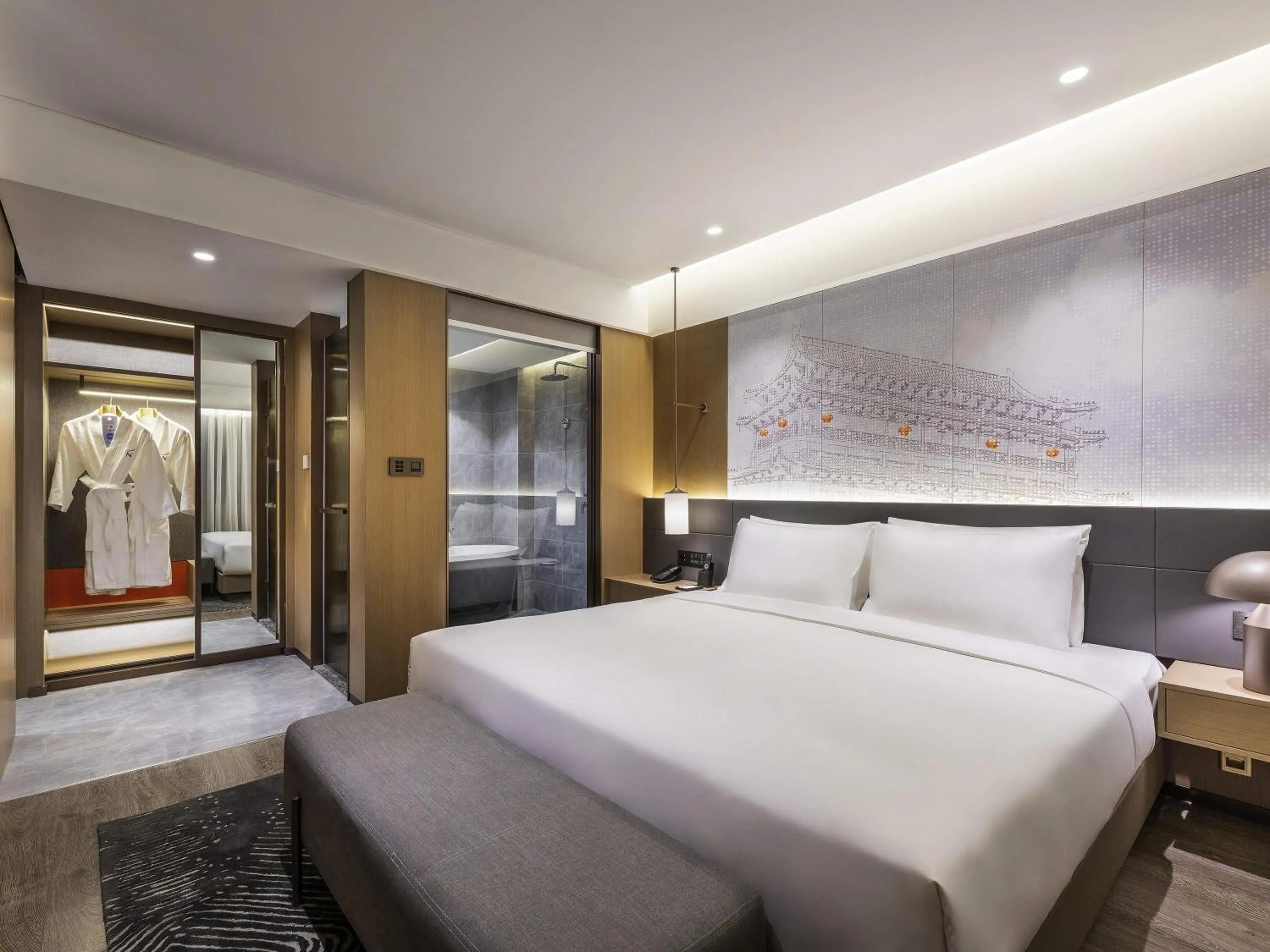 Bedroom, Bed in Novotel Xi'an The Bell Tower