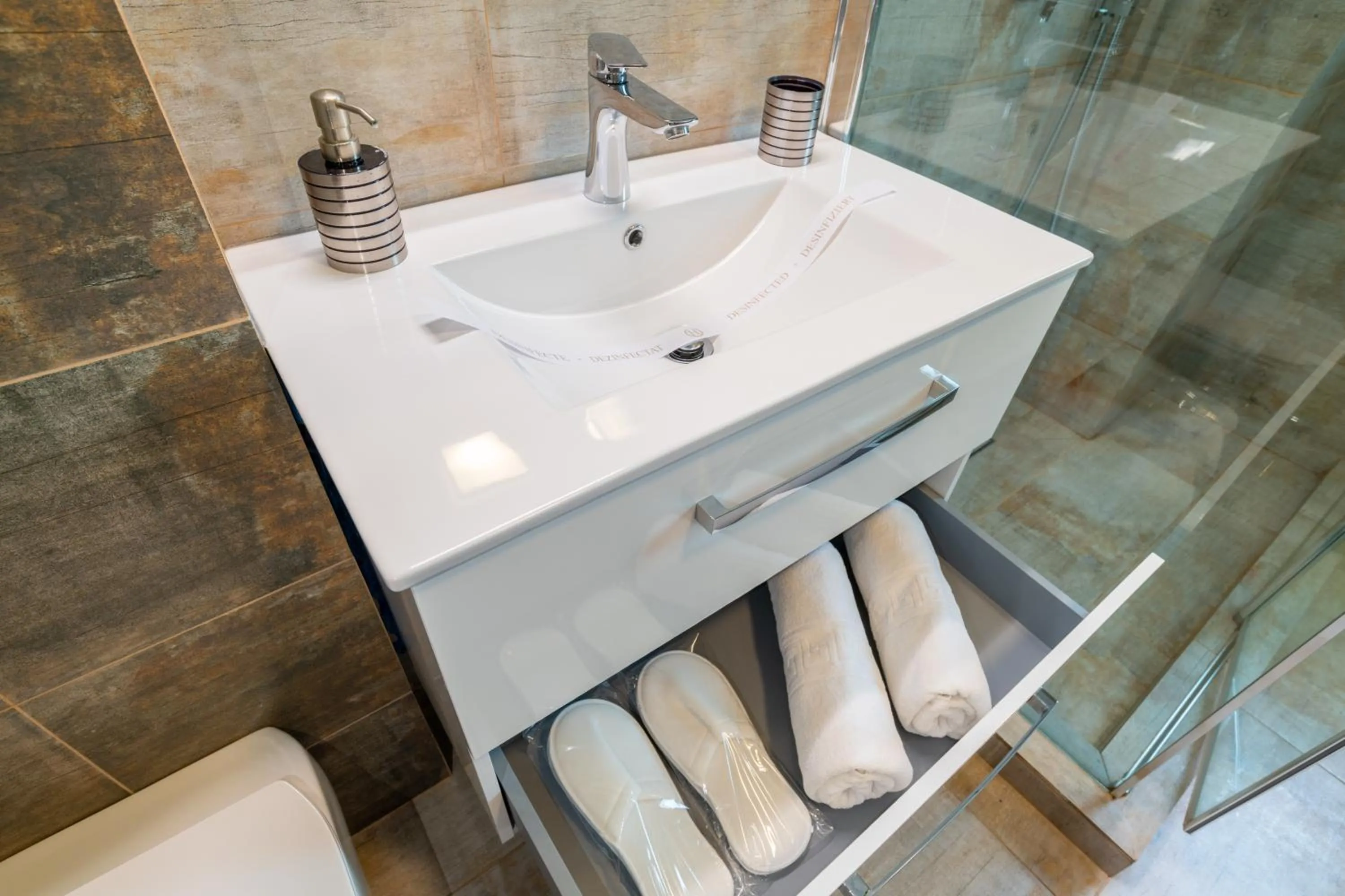 Shower in TCI Apartments