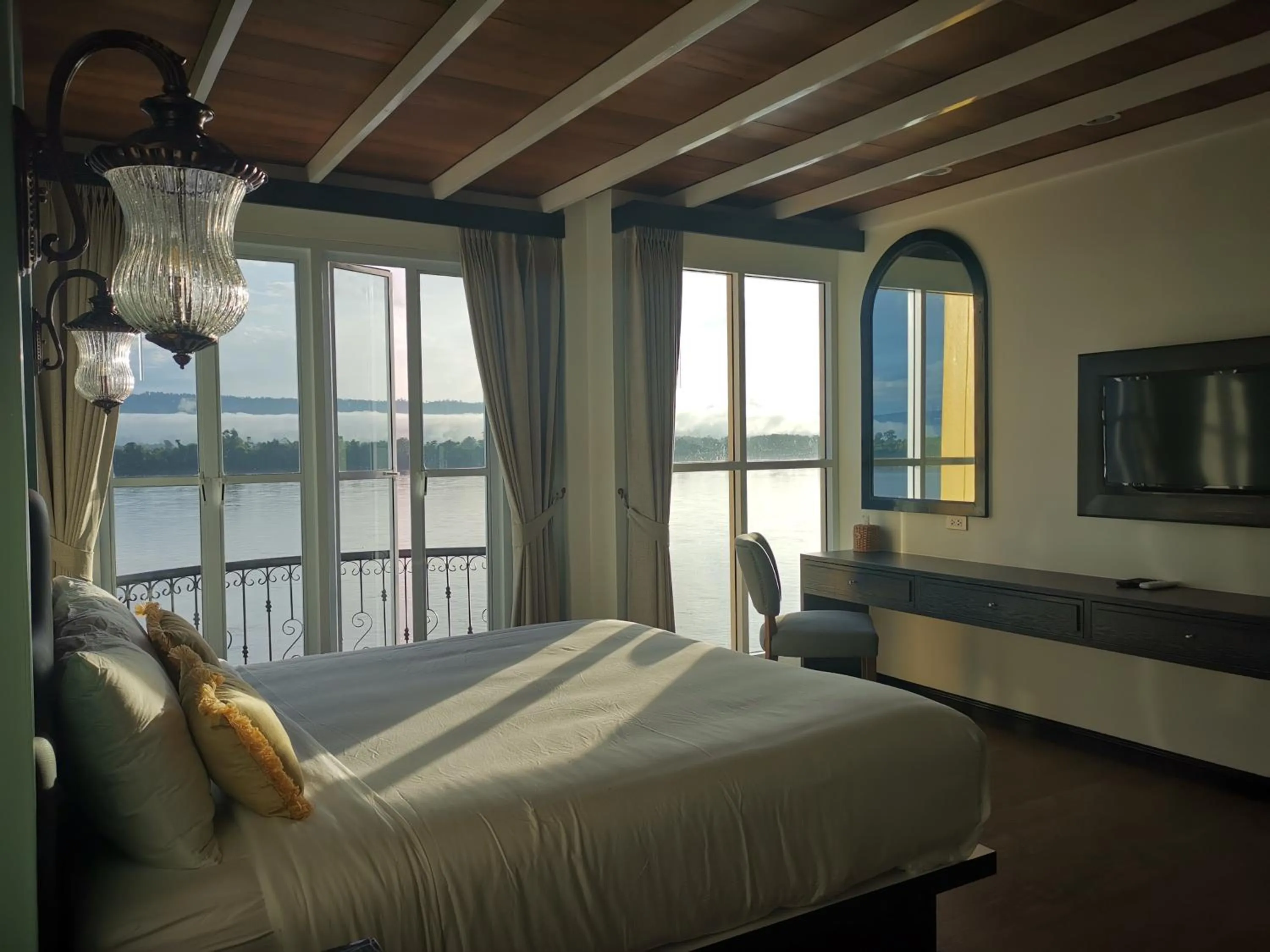 Bed in Vera Costa Hotel