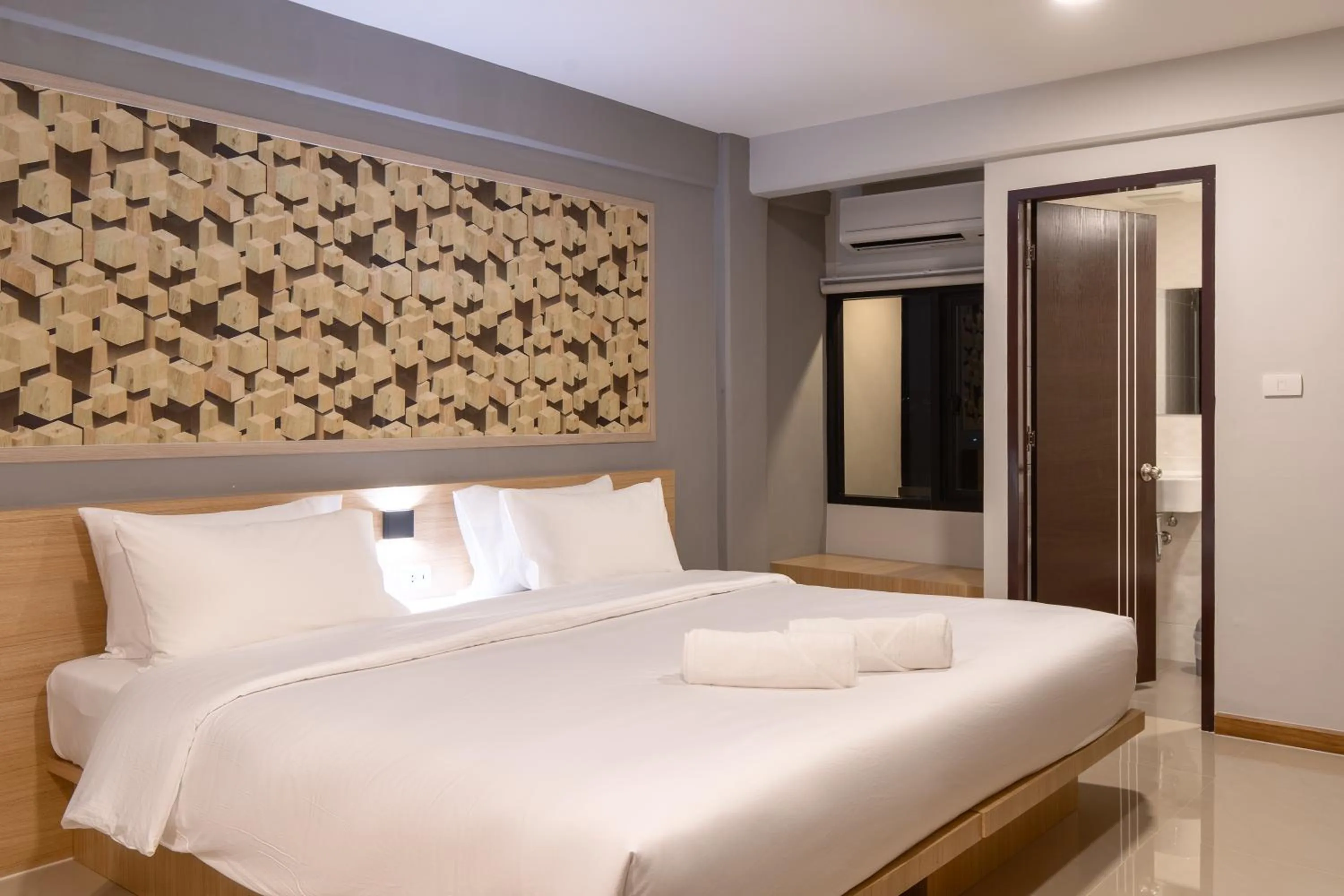 Bed in PLAAI Play Hotel