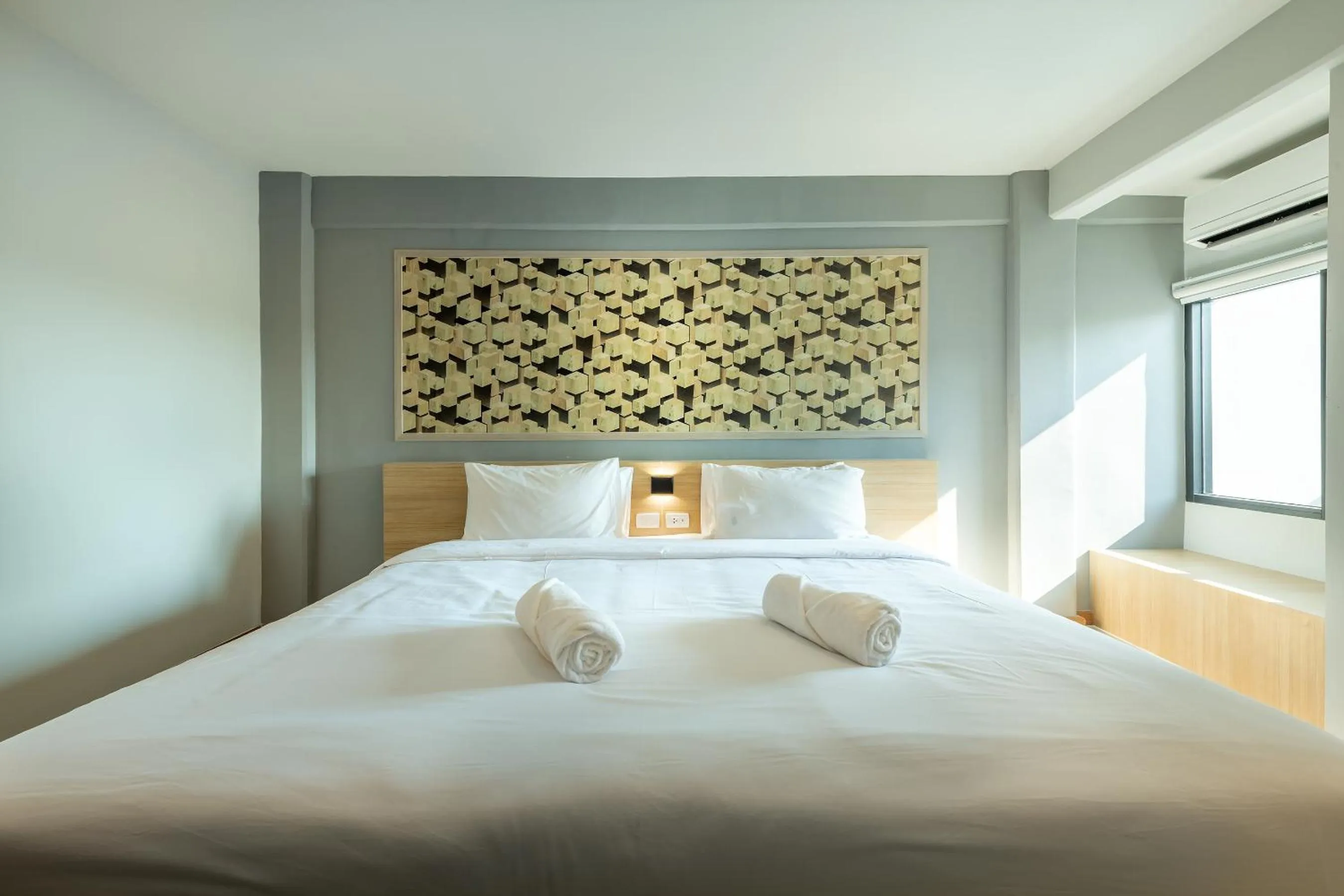 Bed in PLAAI Play Hotel