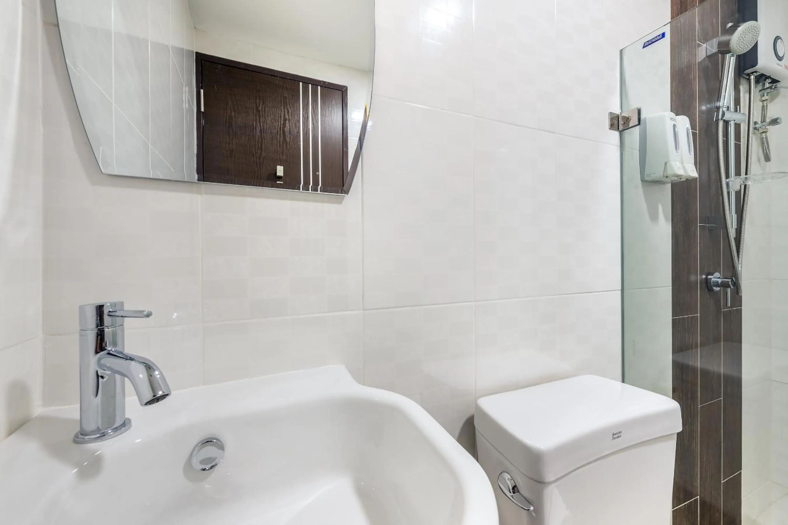 Bathroom in PLAAI Play Hotel