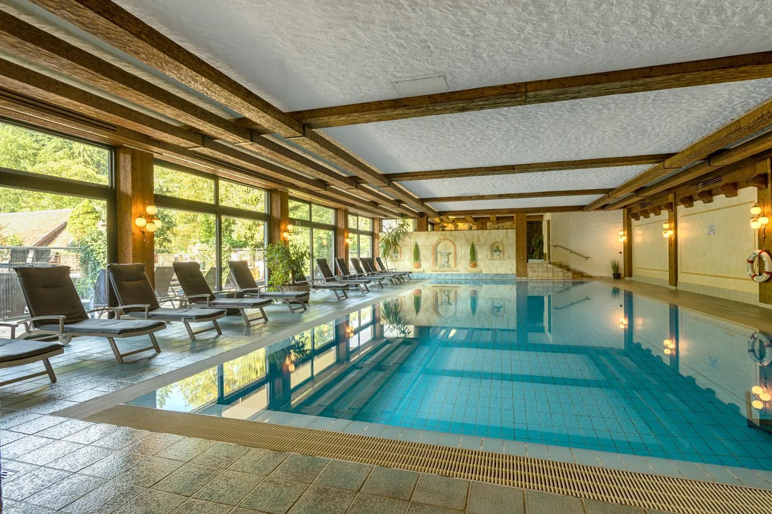 Swimming pool in Ringhotel Mönch`s Waldhotel