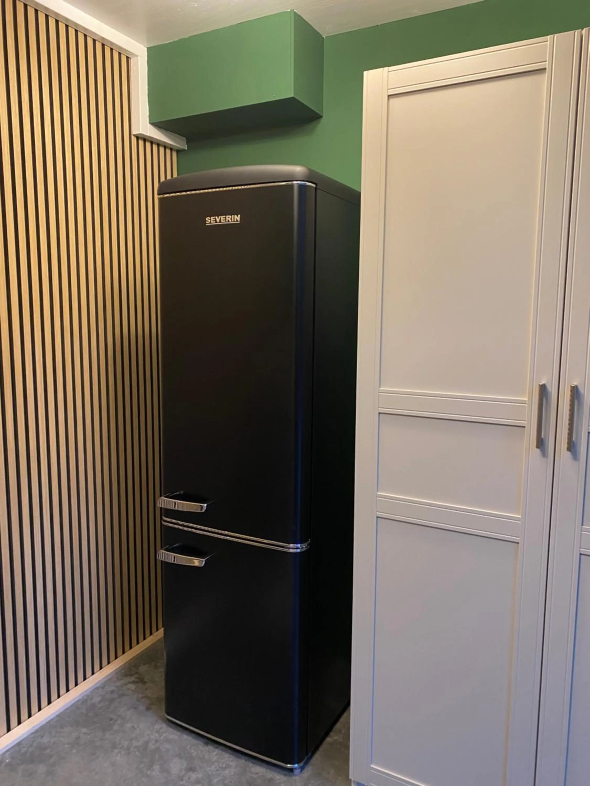 Kitchen or kitchenette in ForRest Suites