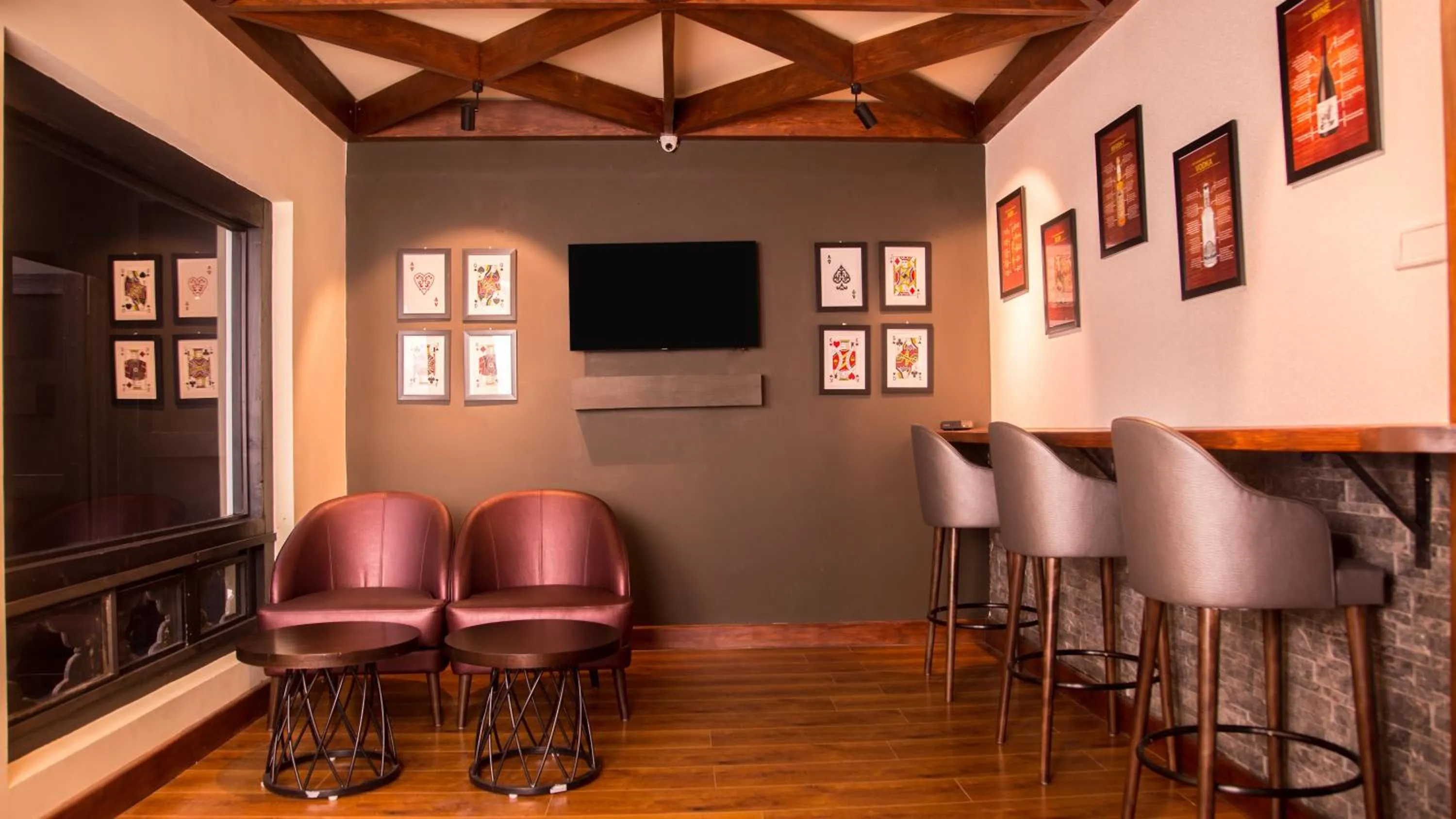 Lounge or bar in Lemon Tree Hotel, Thimphu