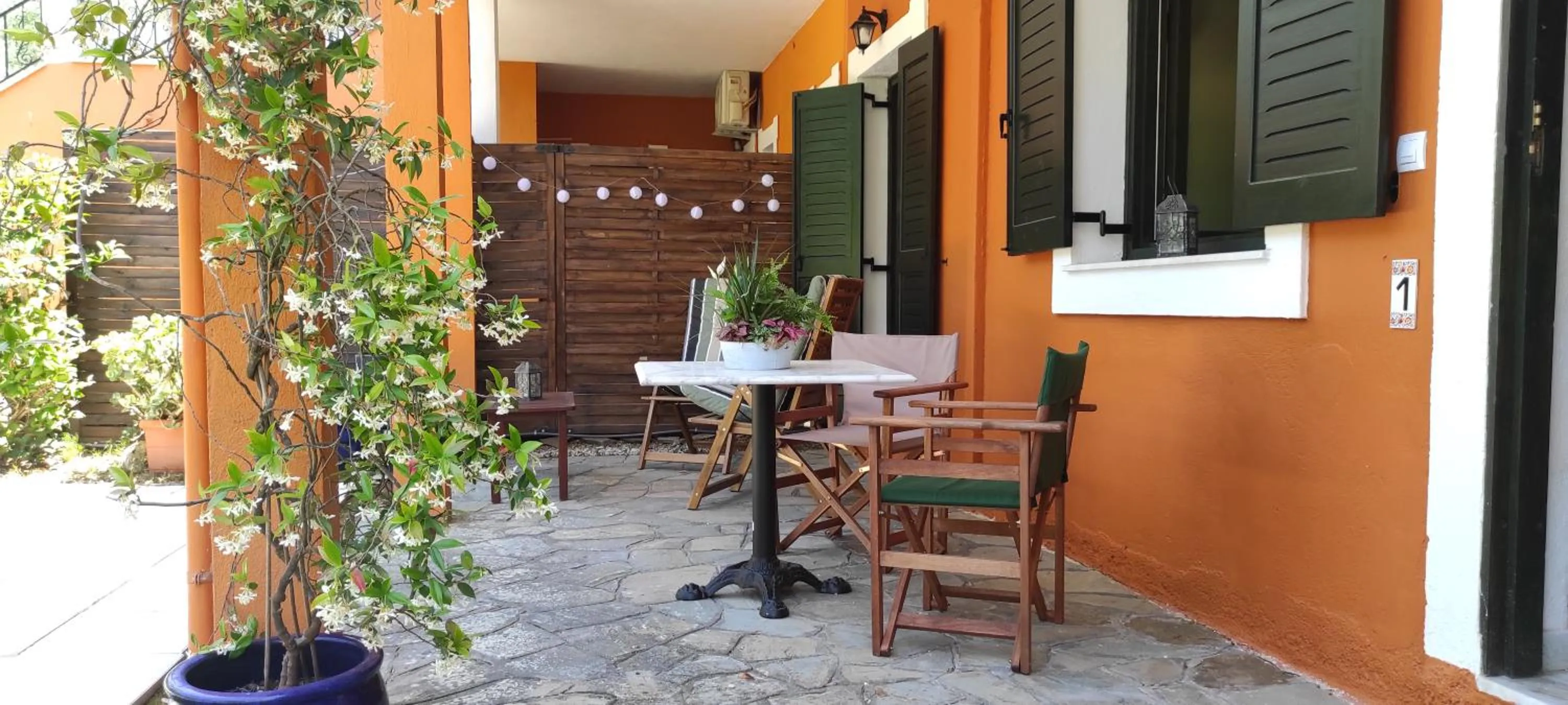 Balcony/Terrace in Donatos Apartments & Studios