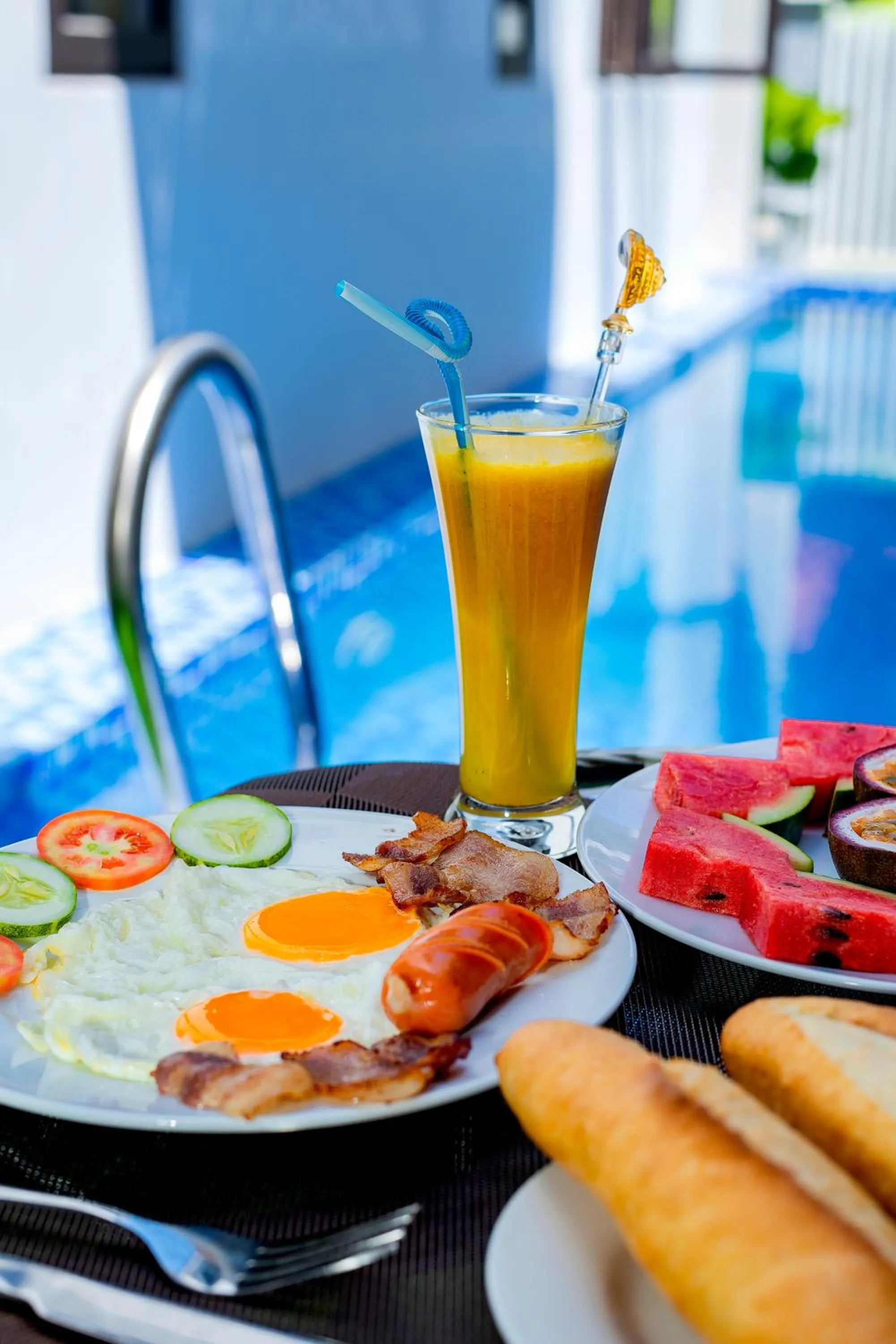 Food and drinks in Green Hill Hotel