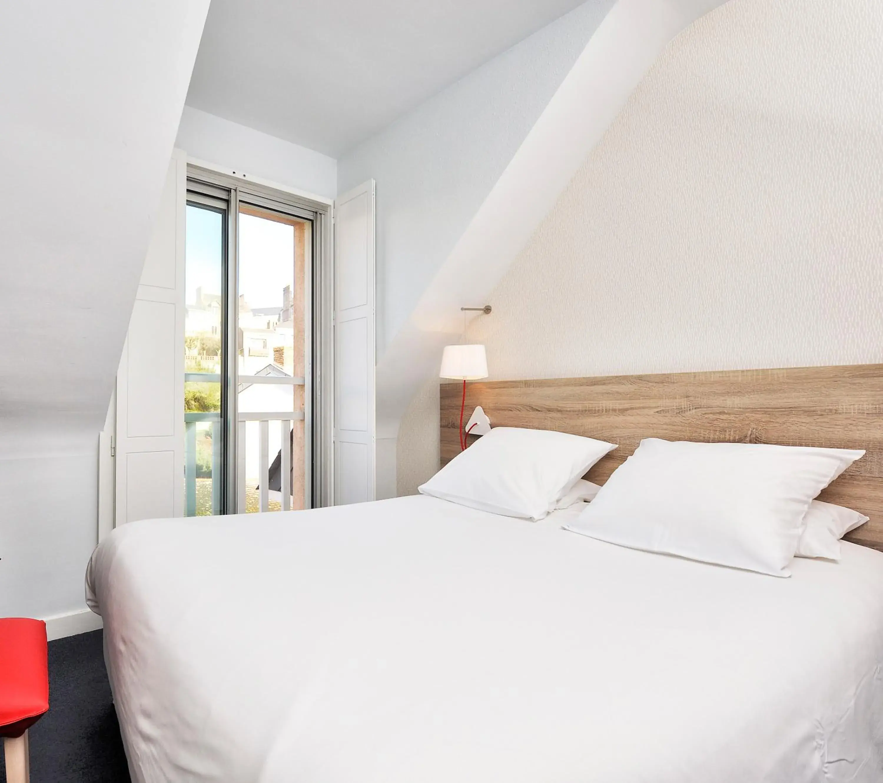 Standard Double Room City Side in Hôtel Beau Soleil Standard Double Room City Side in Hôtel Beau Soleil