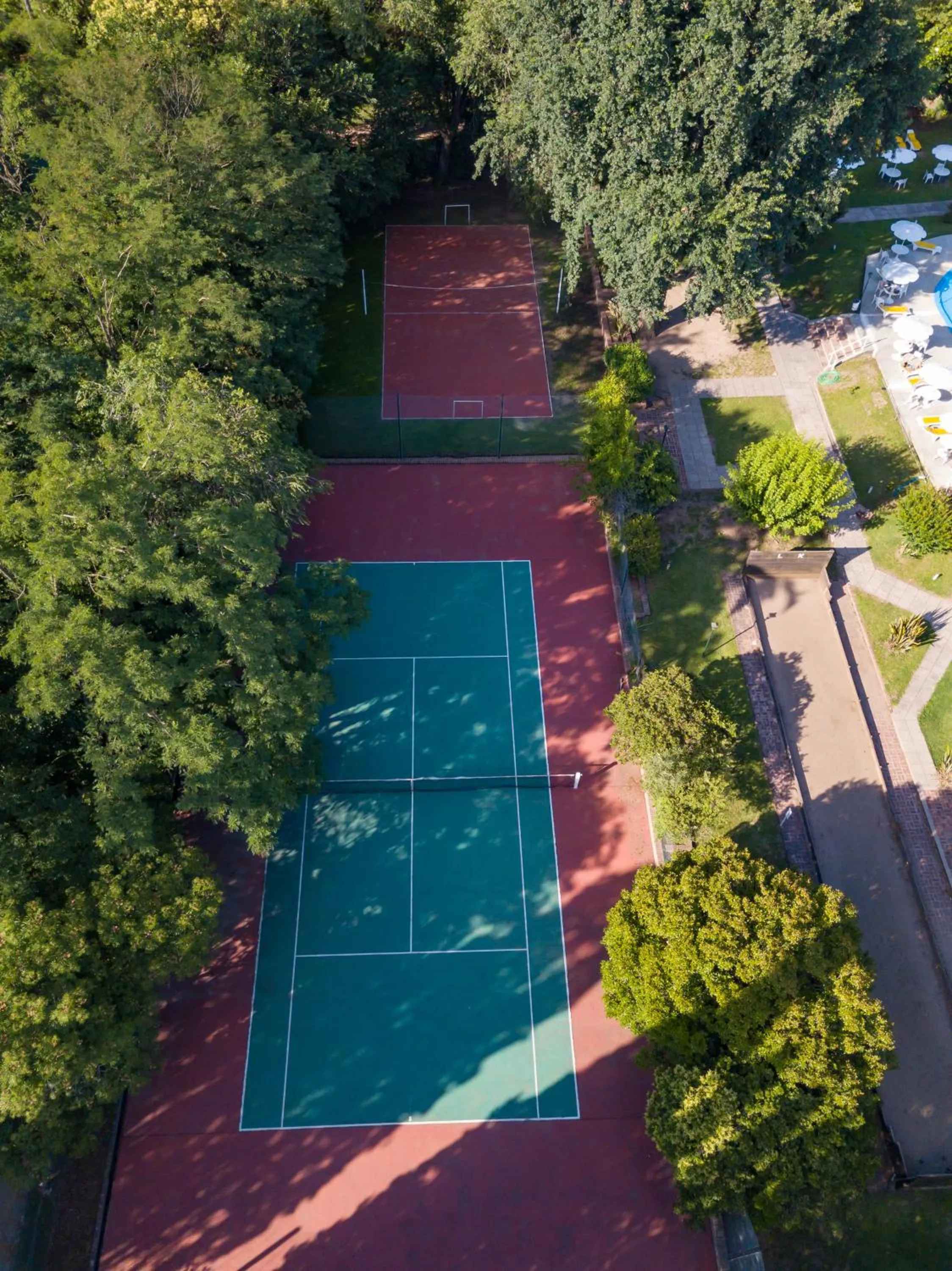 Tennis court in Hotel Edelweiss