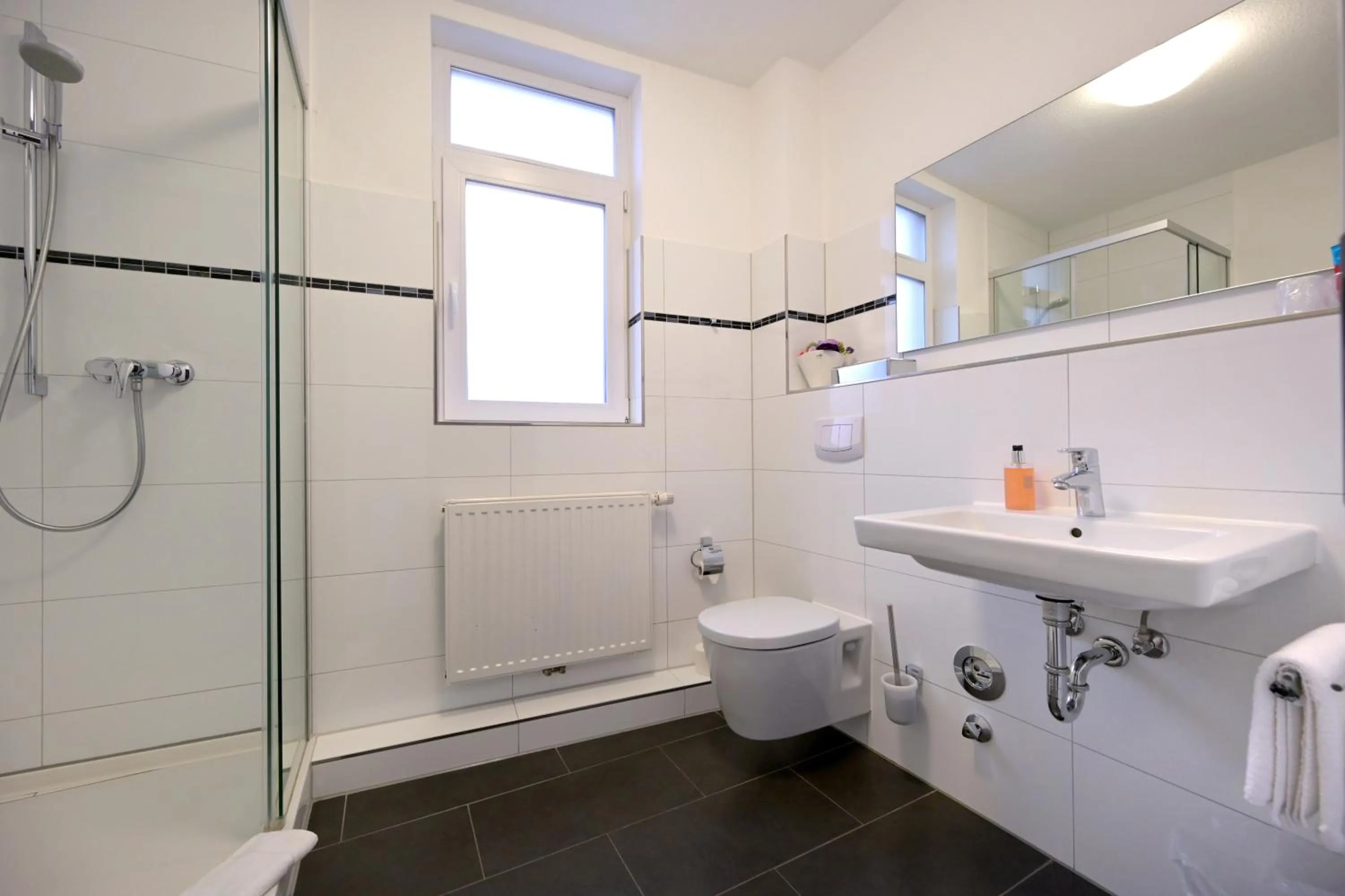 Bathroom in Hotel & Living Am Wartturm - Hotel & Apartments