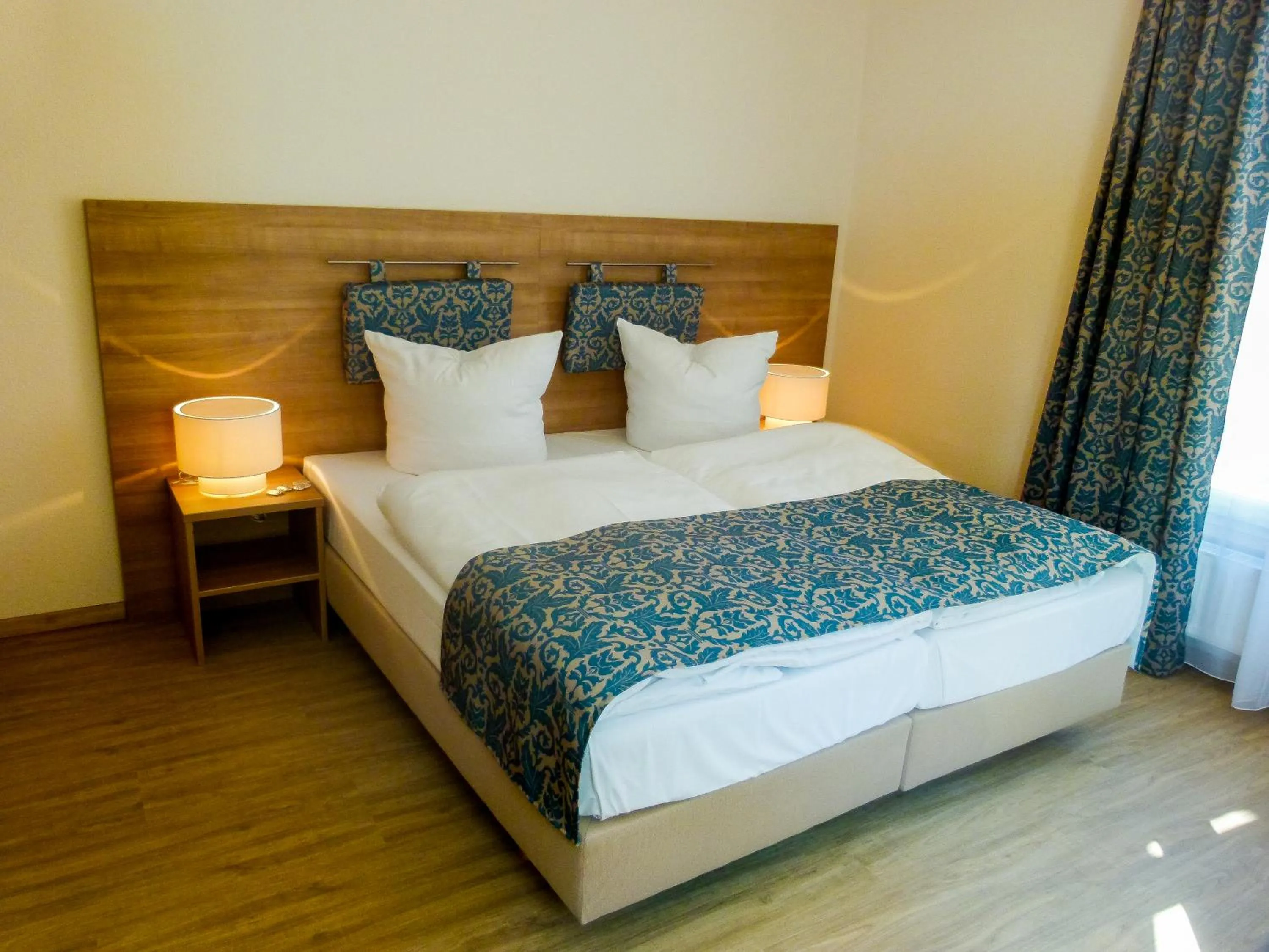 Bed in Hotel & Living Am Wartturm - Hotel & Apartments