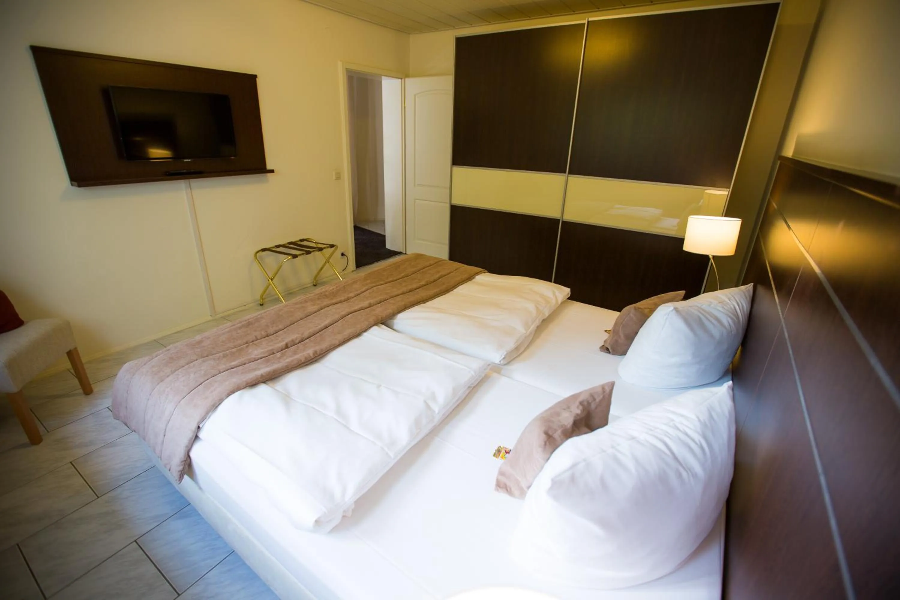 Bedroom, Bed in Hotel & Living Am Wartturm - Hotel & Apartments