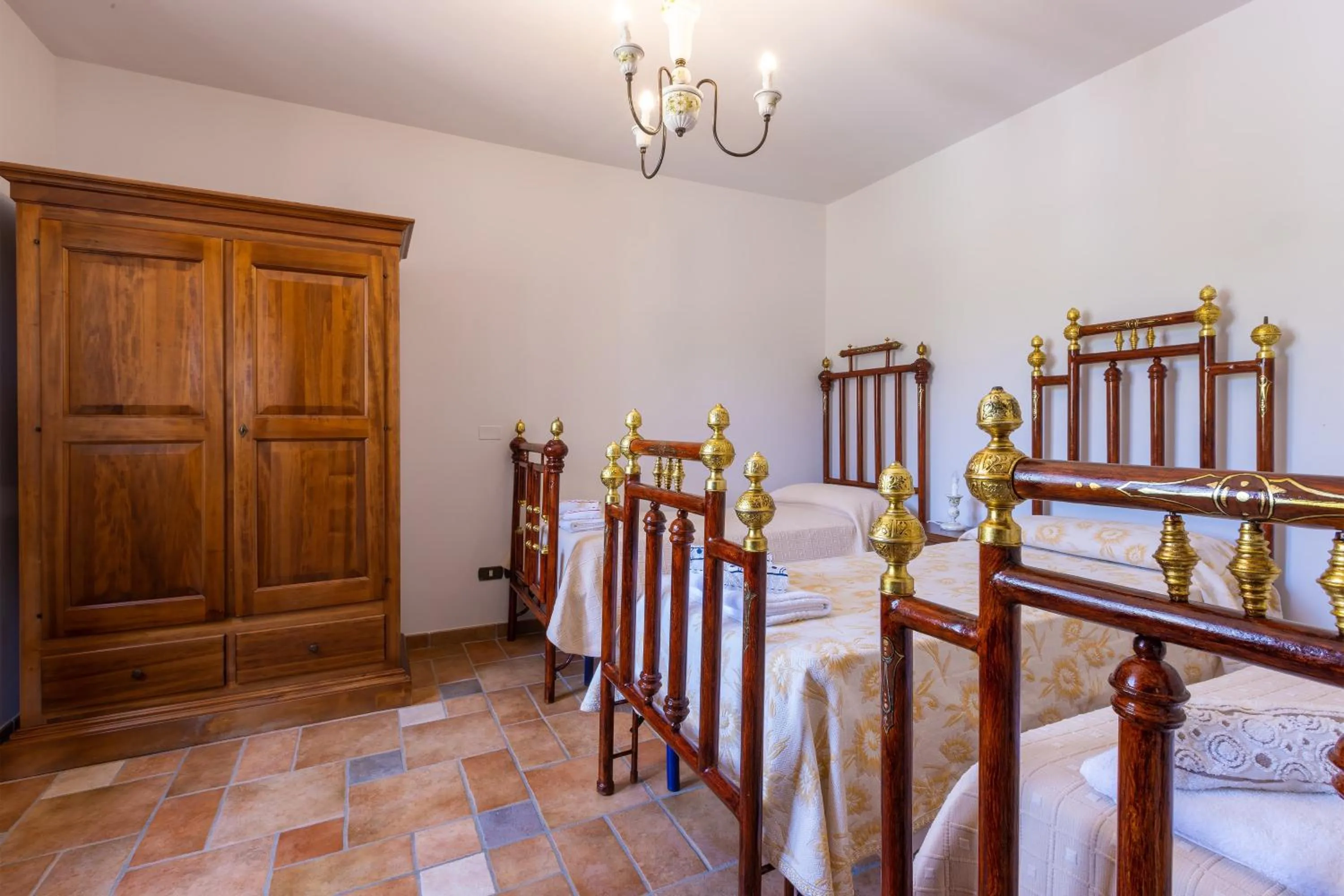 Bedroom, Bed in Casa Ulmi con piscina