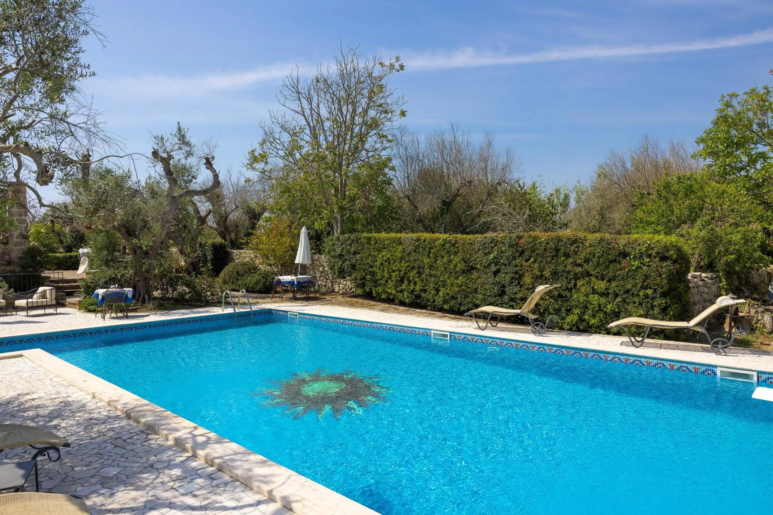 Pool view in Casa Ulmi con piscina