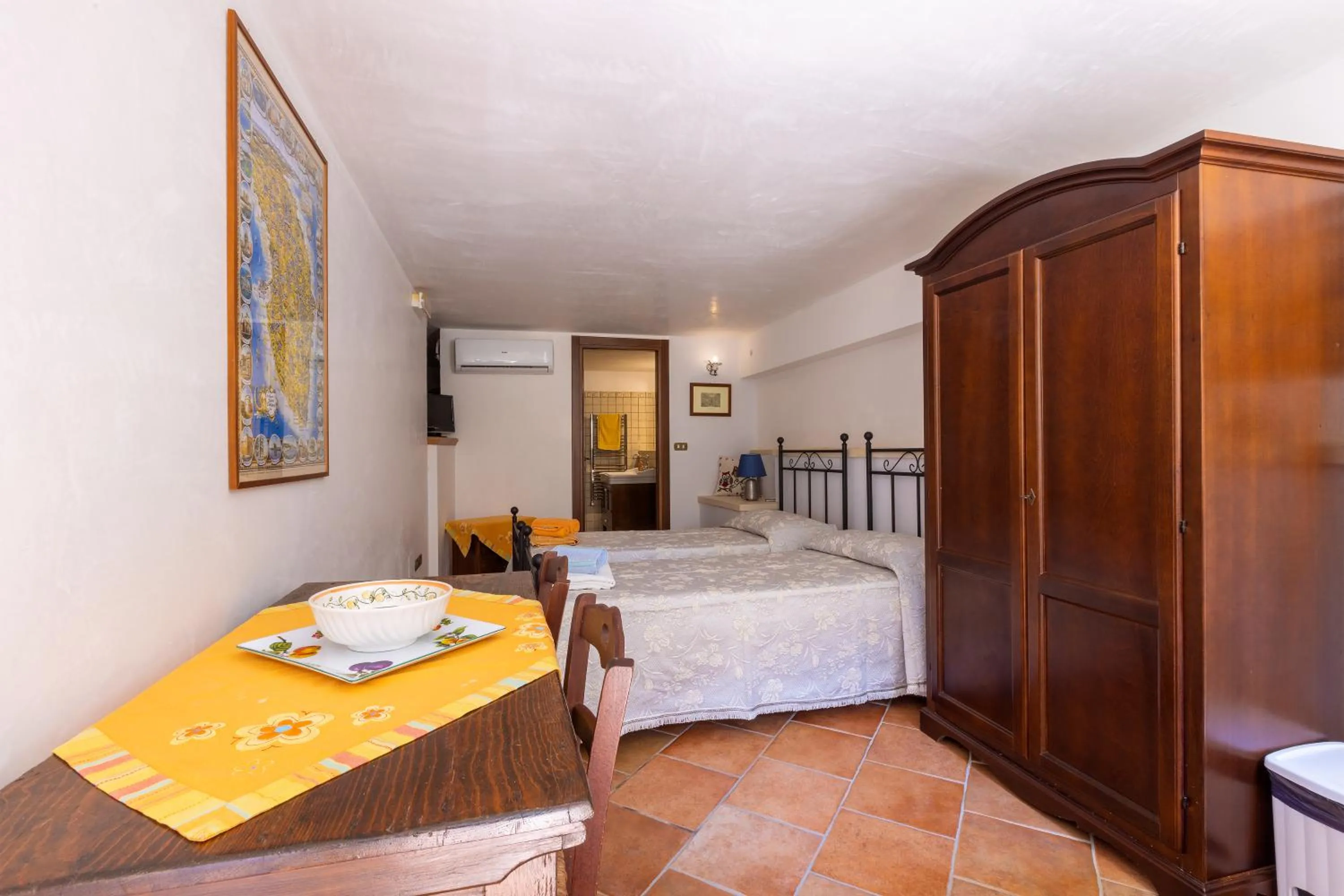 Bedroom, Bed in Casa Ulmi con piscina