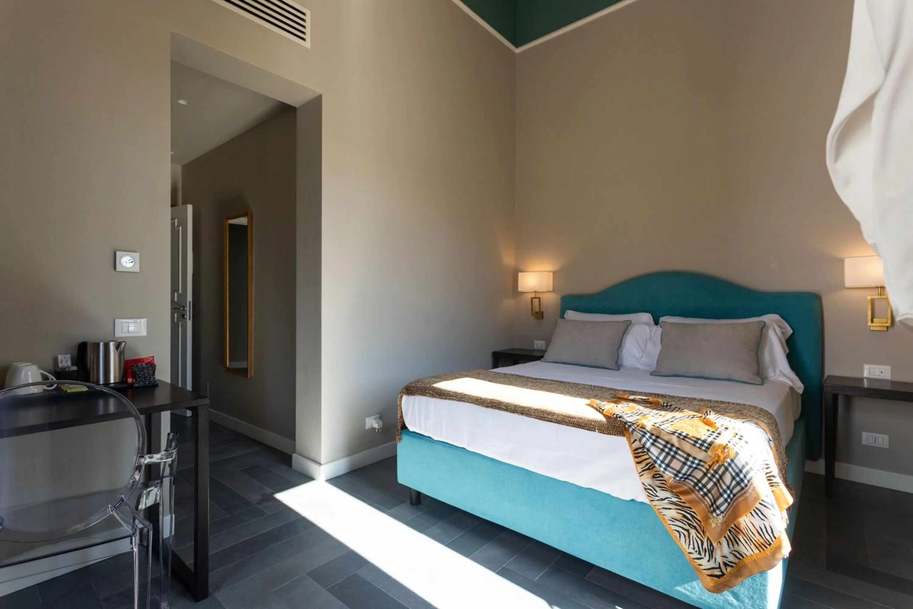 Bed in Villa Masetta - Luxury Suites