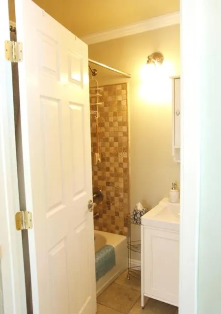 Bed in Culver City Escape with Pool, Near Disneyland Park!