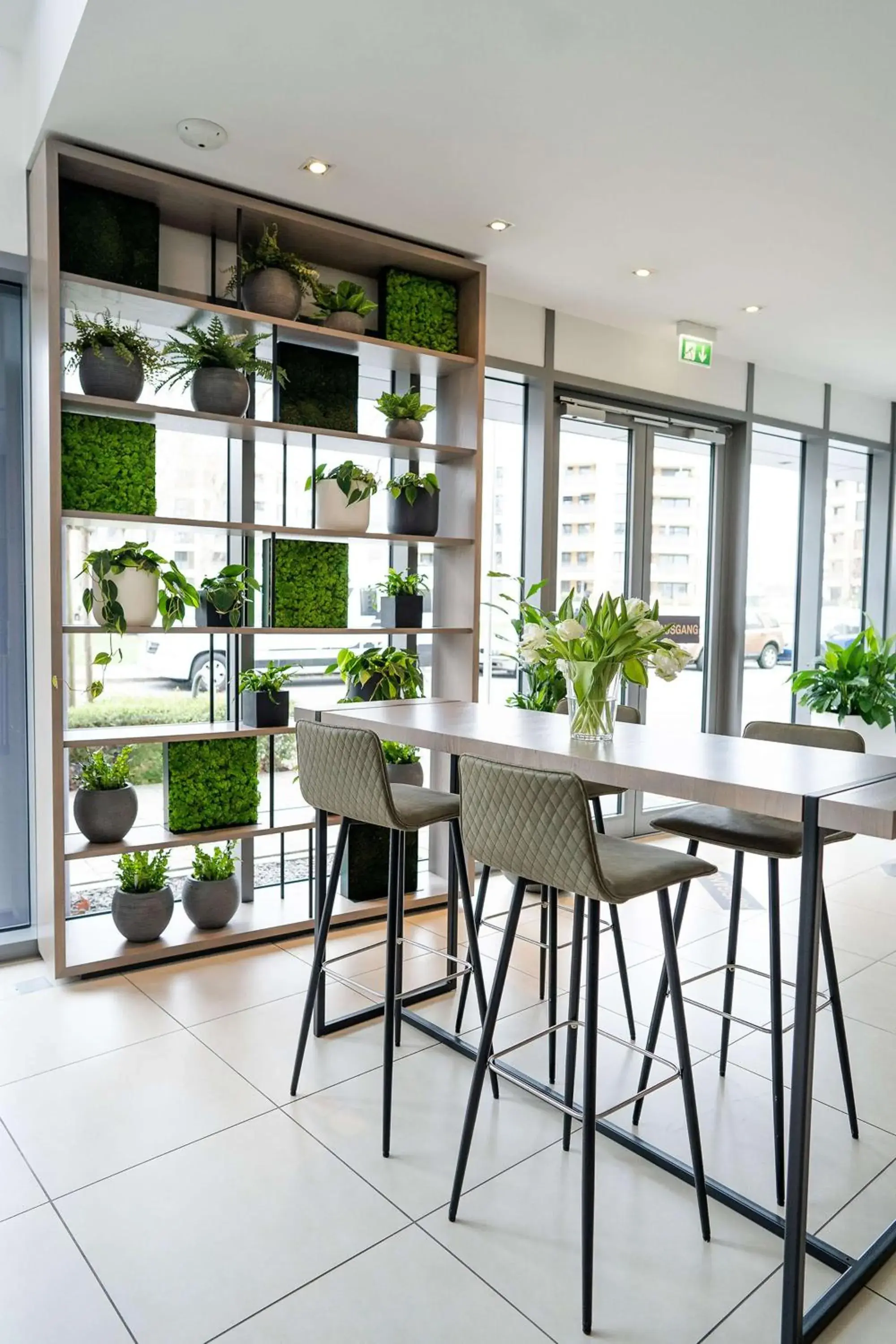 Lobby or reception in Lanzcarré Hotel Mannheim, a member of Radisson Individuals Lobby or reception in Lanzcarré Hotel Mannheim, a member of Radisson Individuals