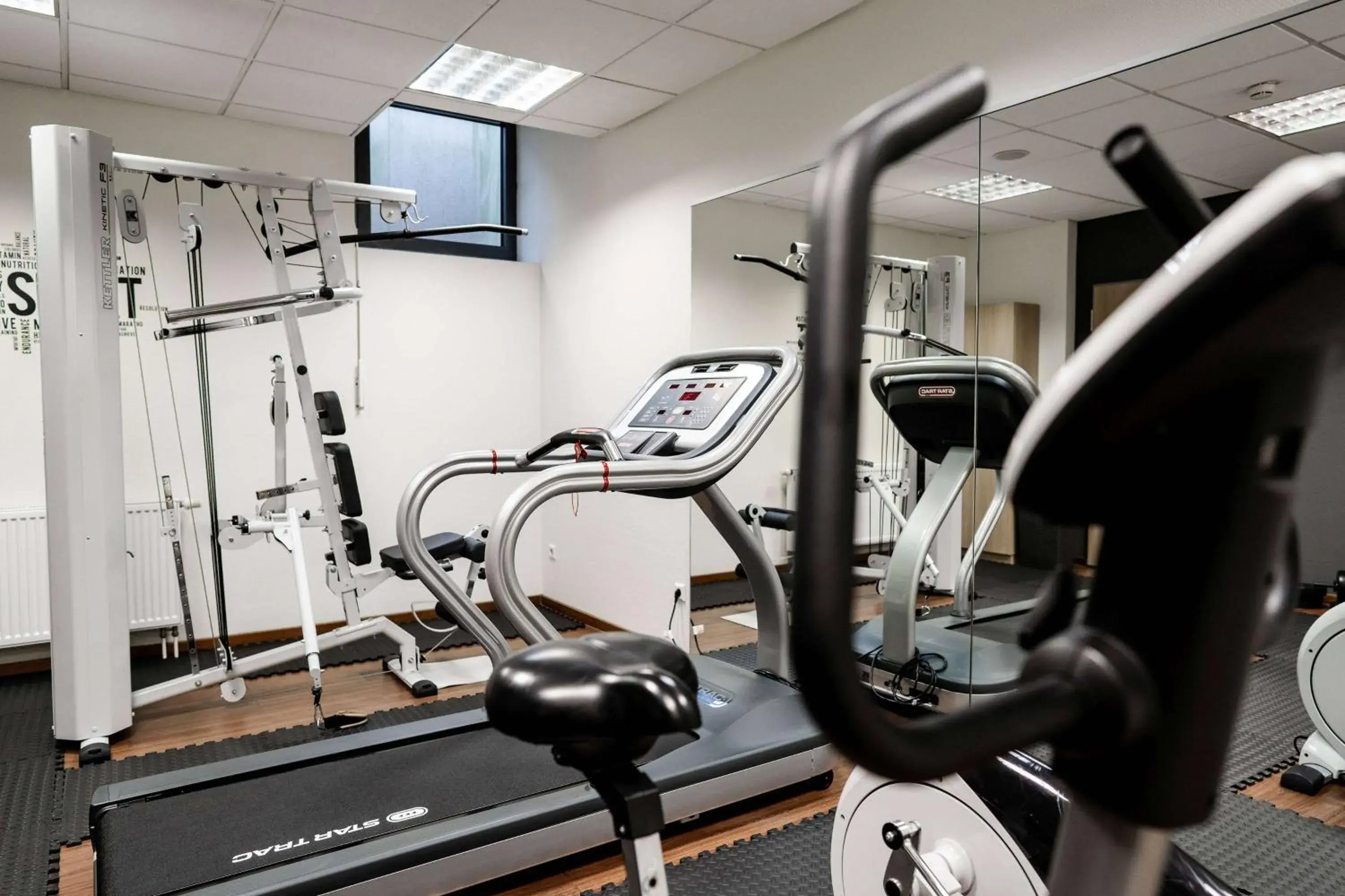 Fitness centre/facilities in Lanzcarré Hotel Mannheim, a member of Radisson Individuals Fitness centre/facilities in Lanzcarré Hotel Mannheim, a member of Radisson Individuals