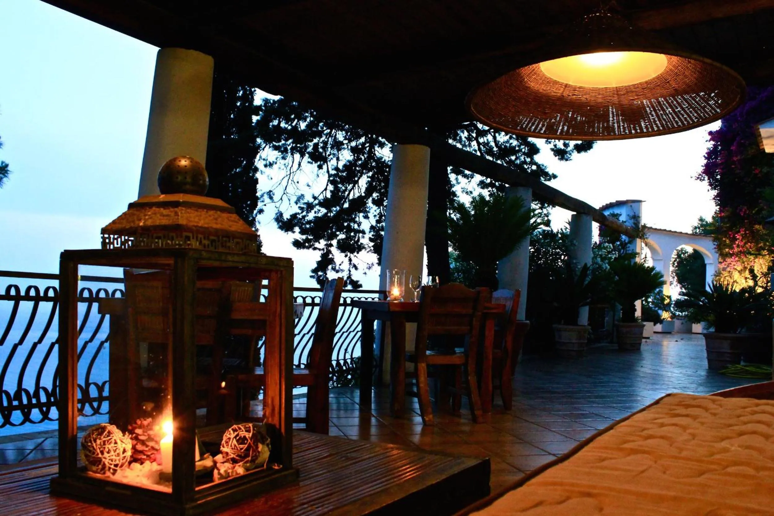 Restaurant/places to eat in Claro De Lua Circeo B&B