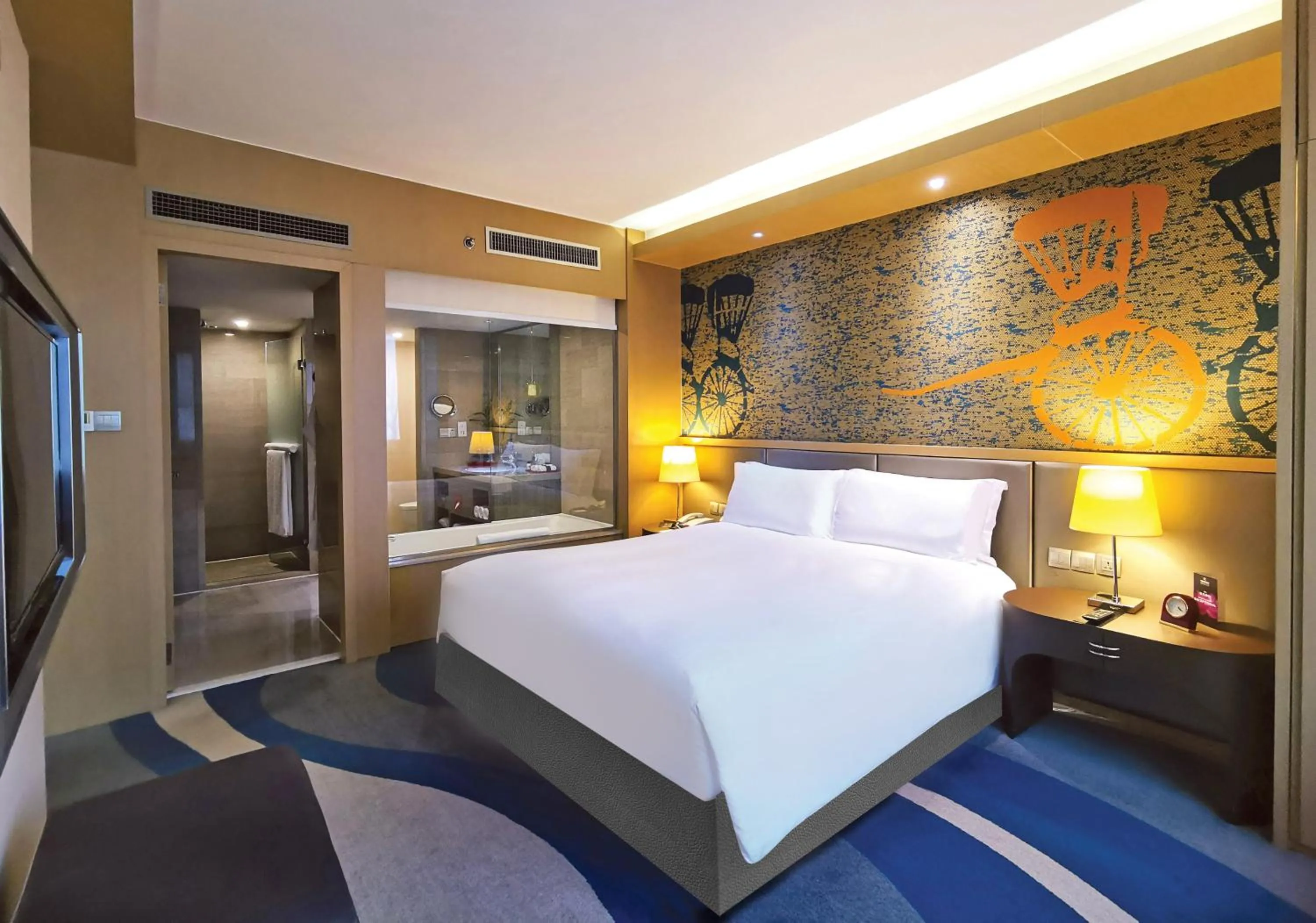 Communal lounge/ TV room, Bed in Radisson Collection Hyland Shanghai