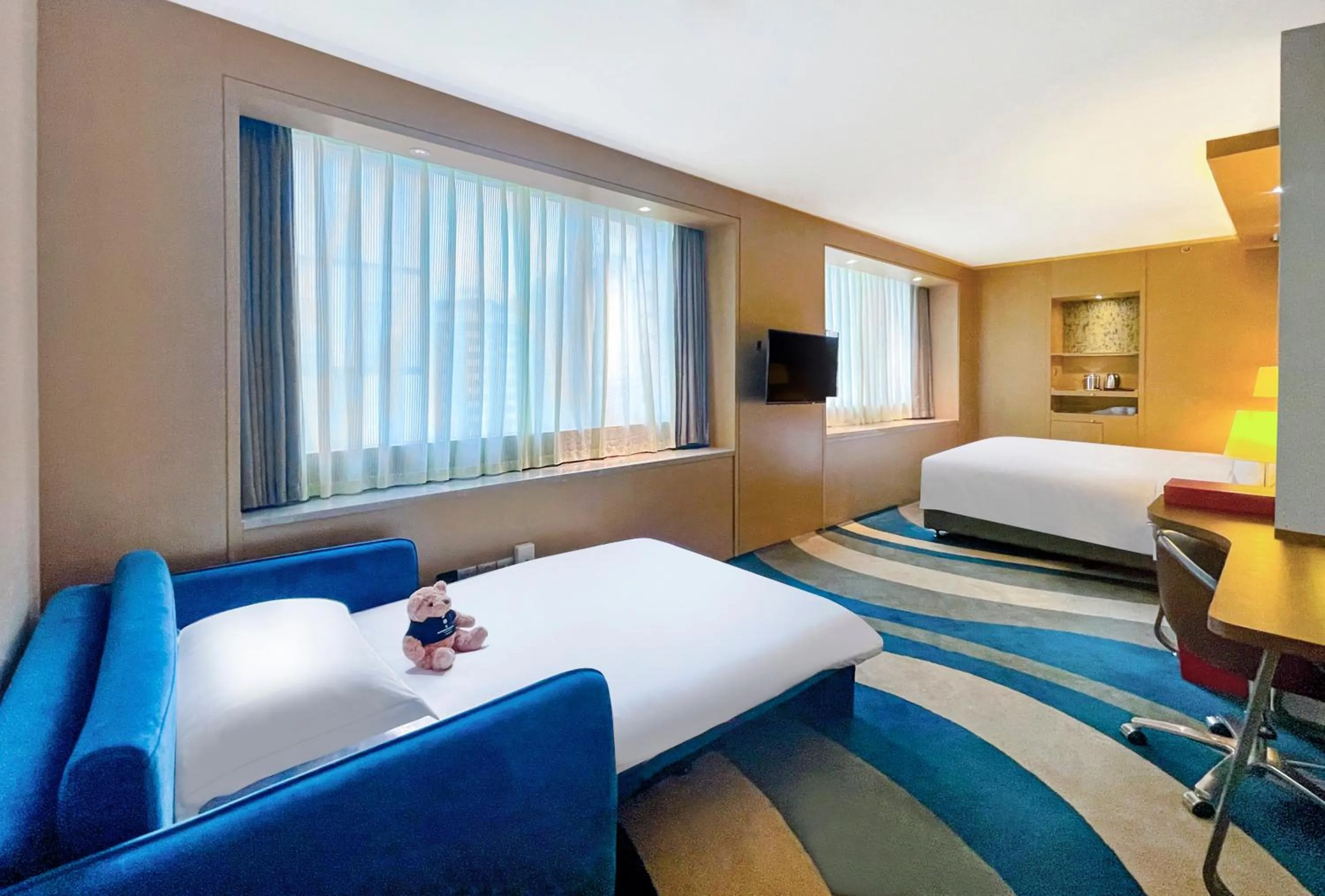 Bedroom, Bed in Radisson Collection Hyland Shanghai