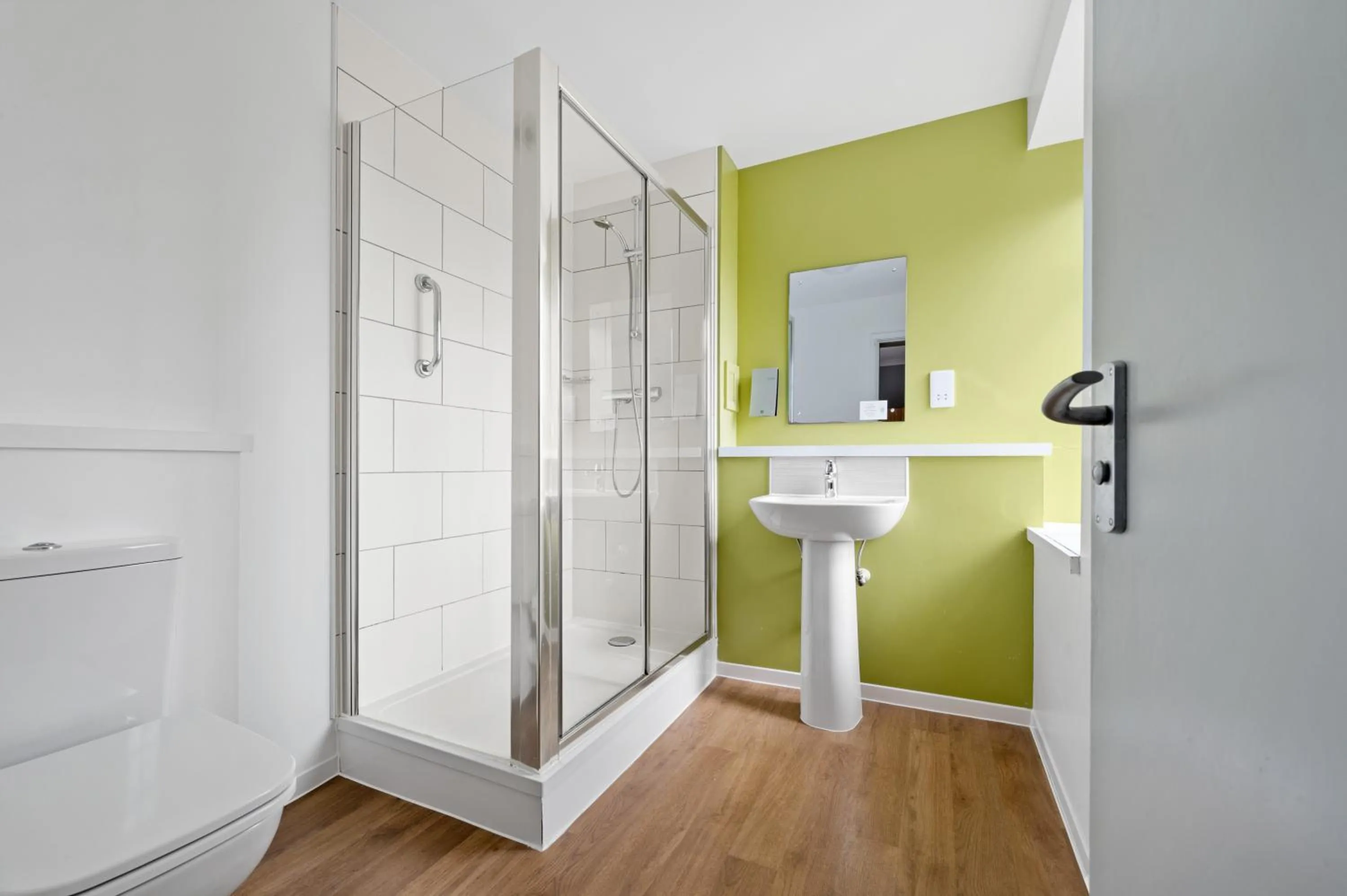 Shower in Royal Whitby