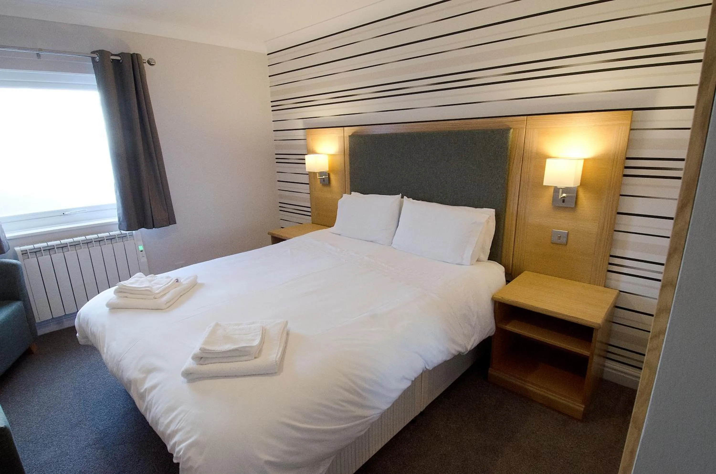 Double Room - Refurbished  in Seacote Hotel