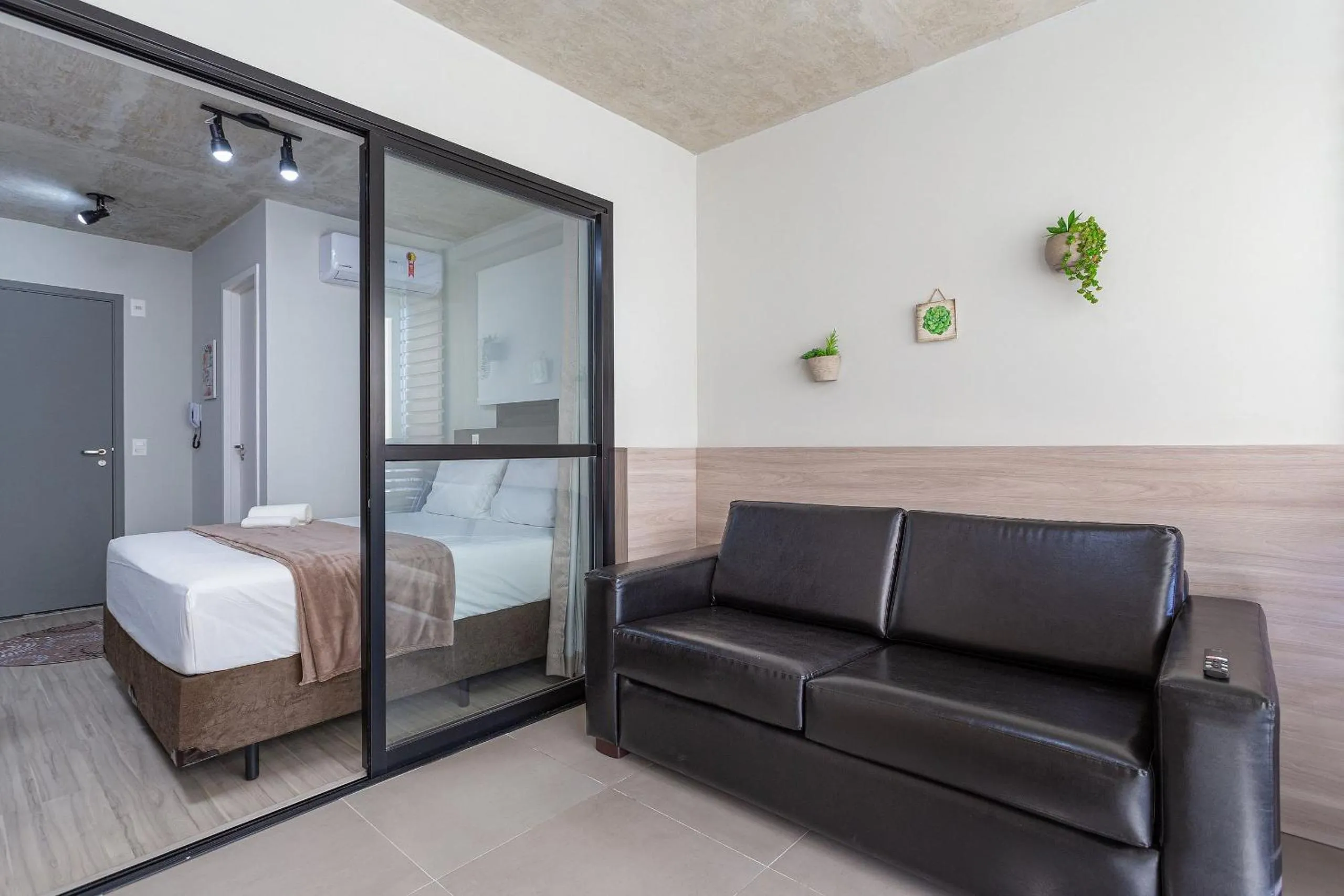 Living room, Bed in Vita Bom Retiro