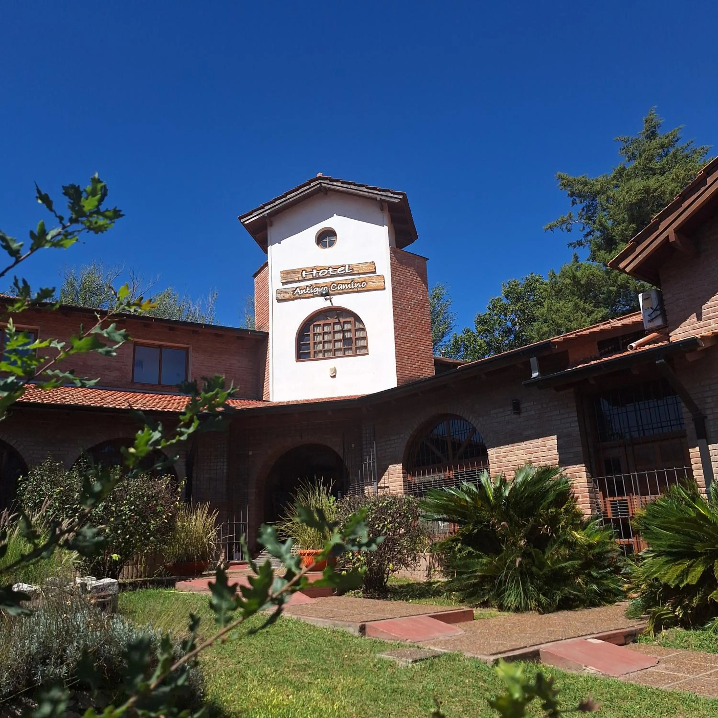 Property building in Hotel Antiguo Camino