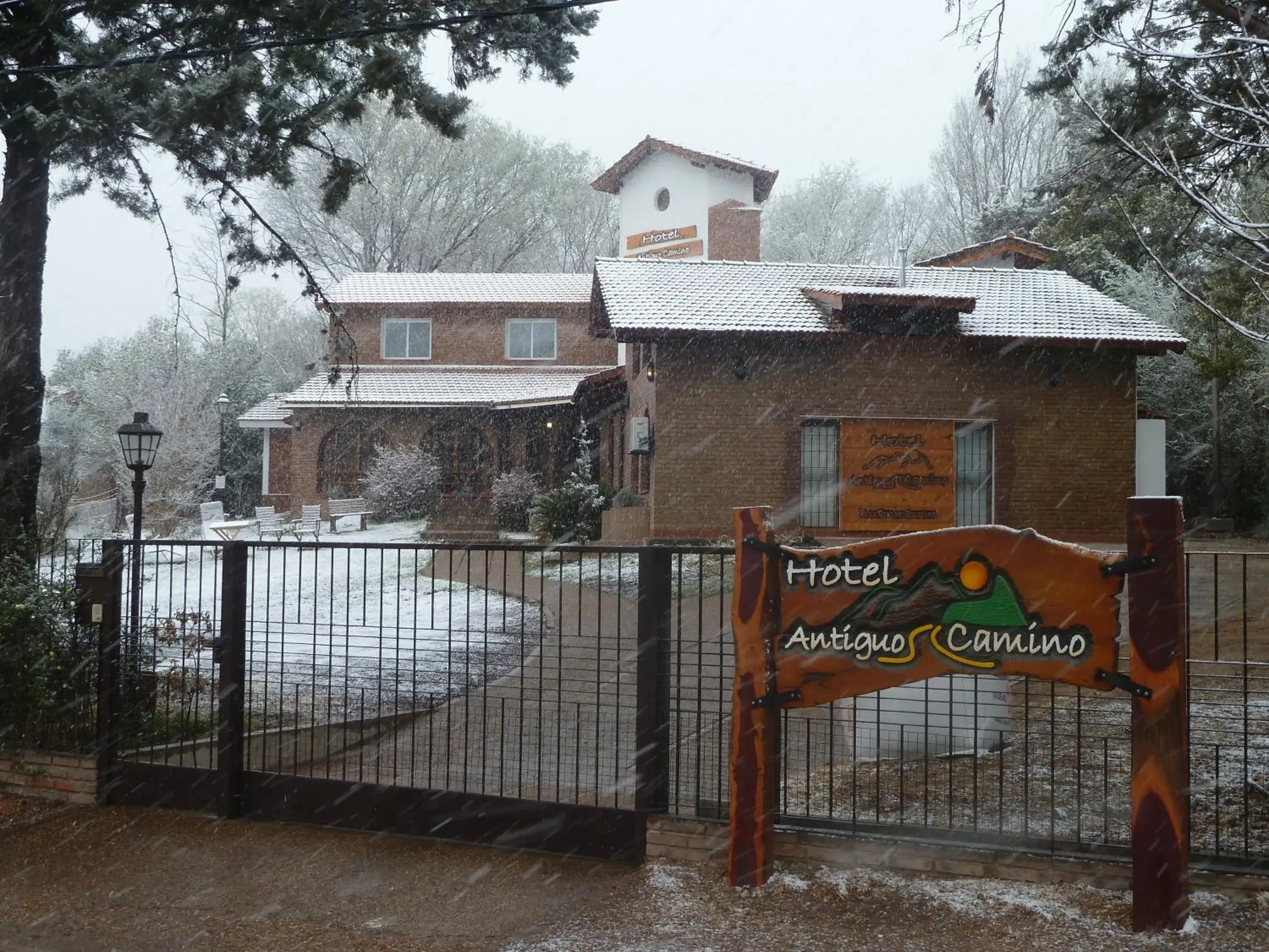 Property building in Hotel Antiguo Camino Property building in Hotel Antiguo Camino