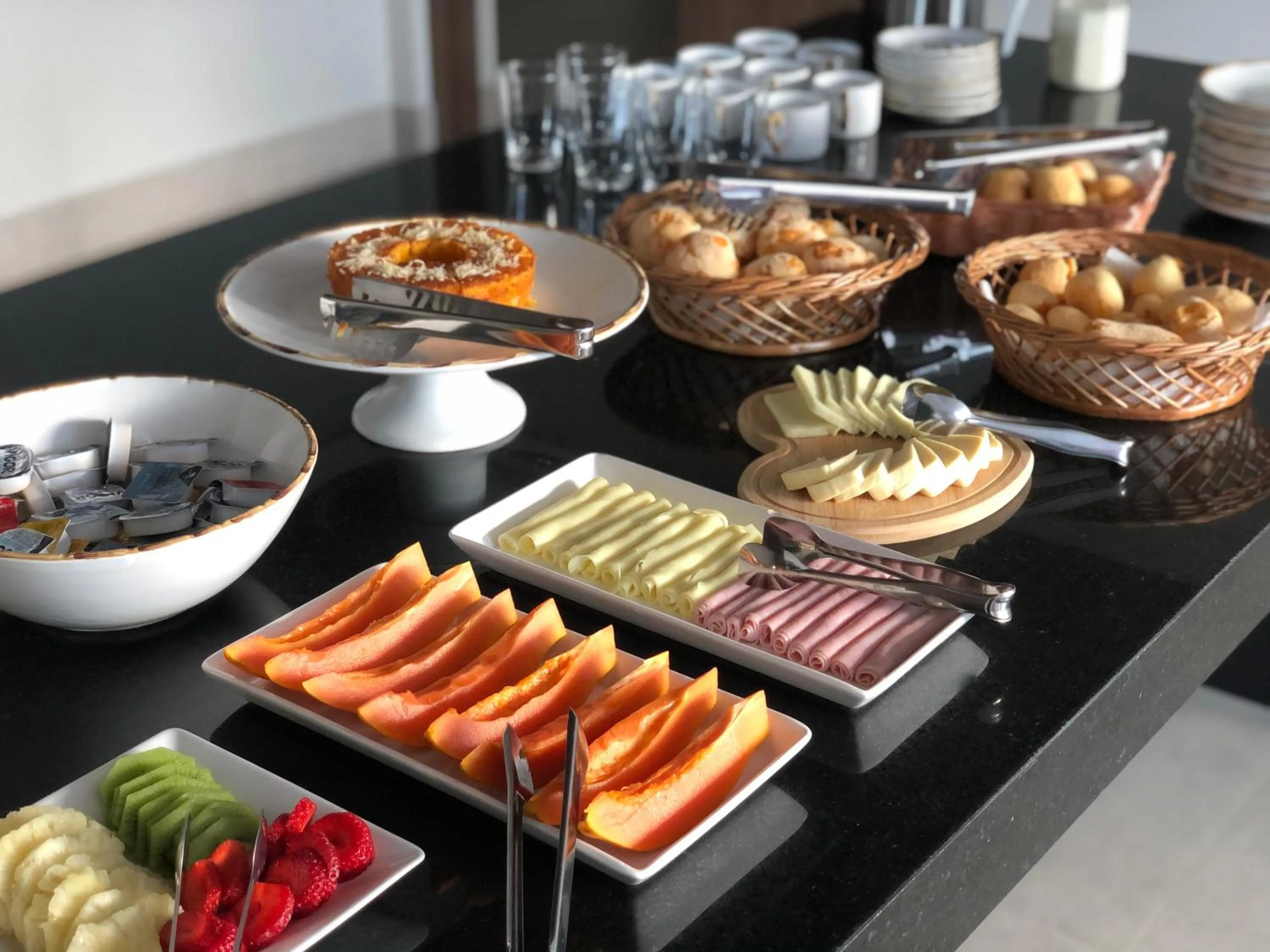 Coffee/tea facilities in NAIM Hotel Capitólio