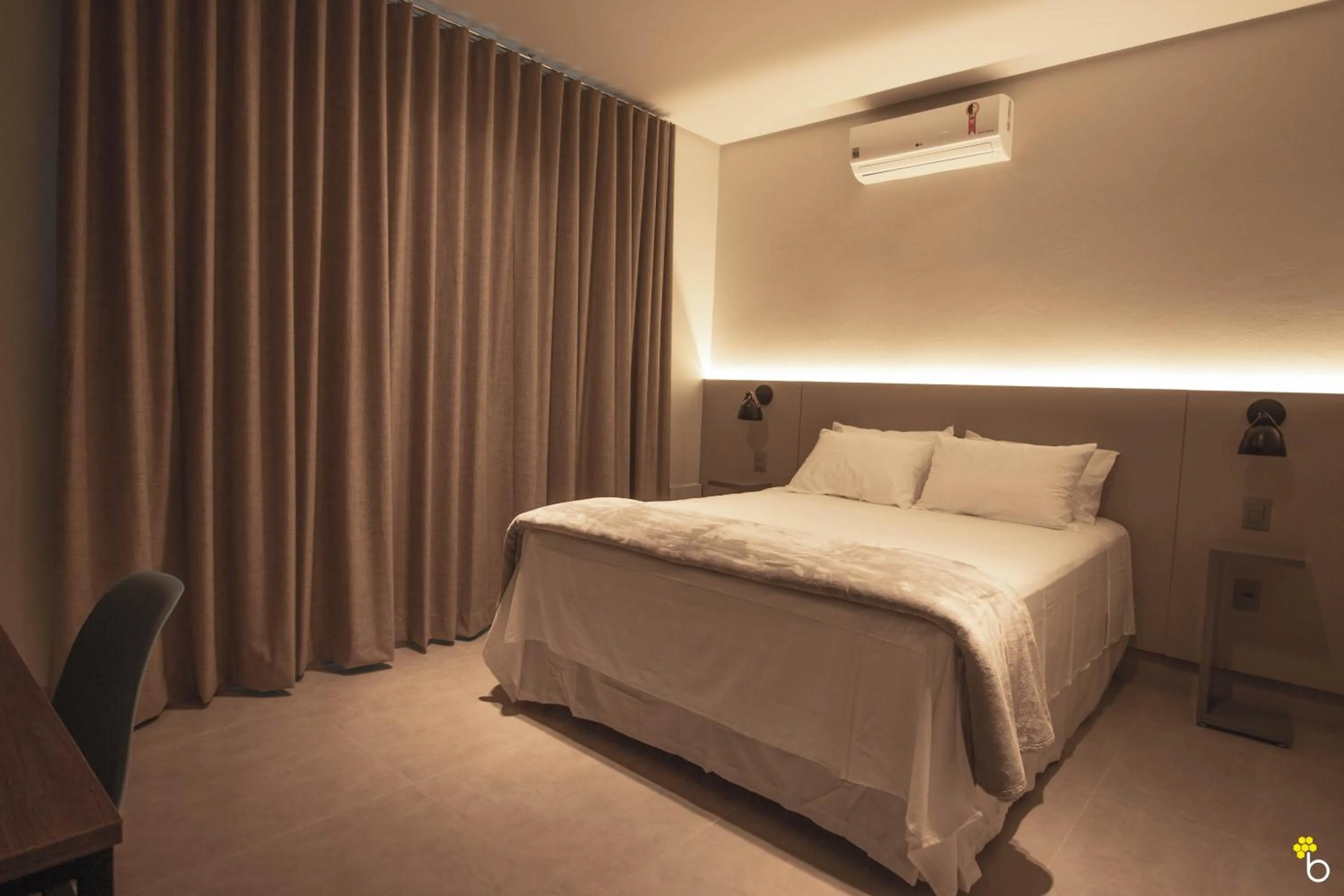 Bed in NAIM Hotel Capitólio