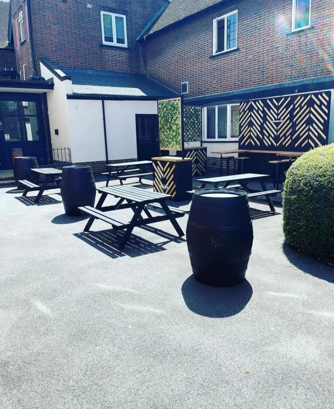 Inner courtyard view in The Bournbrook Inn