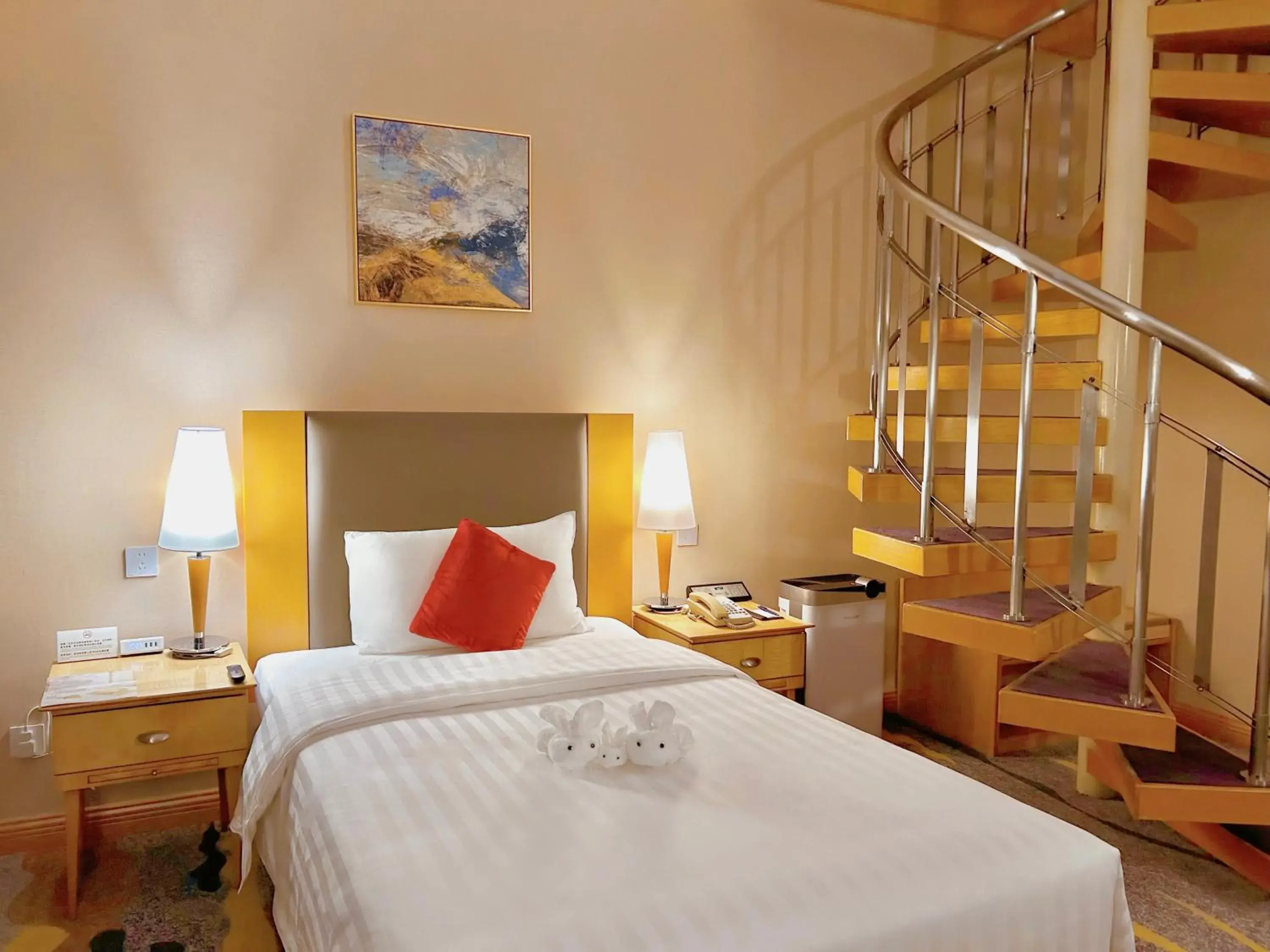 Bed in Beijing XinQiao Hotel Bed in Beijing XinQiao Hotel