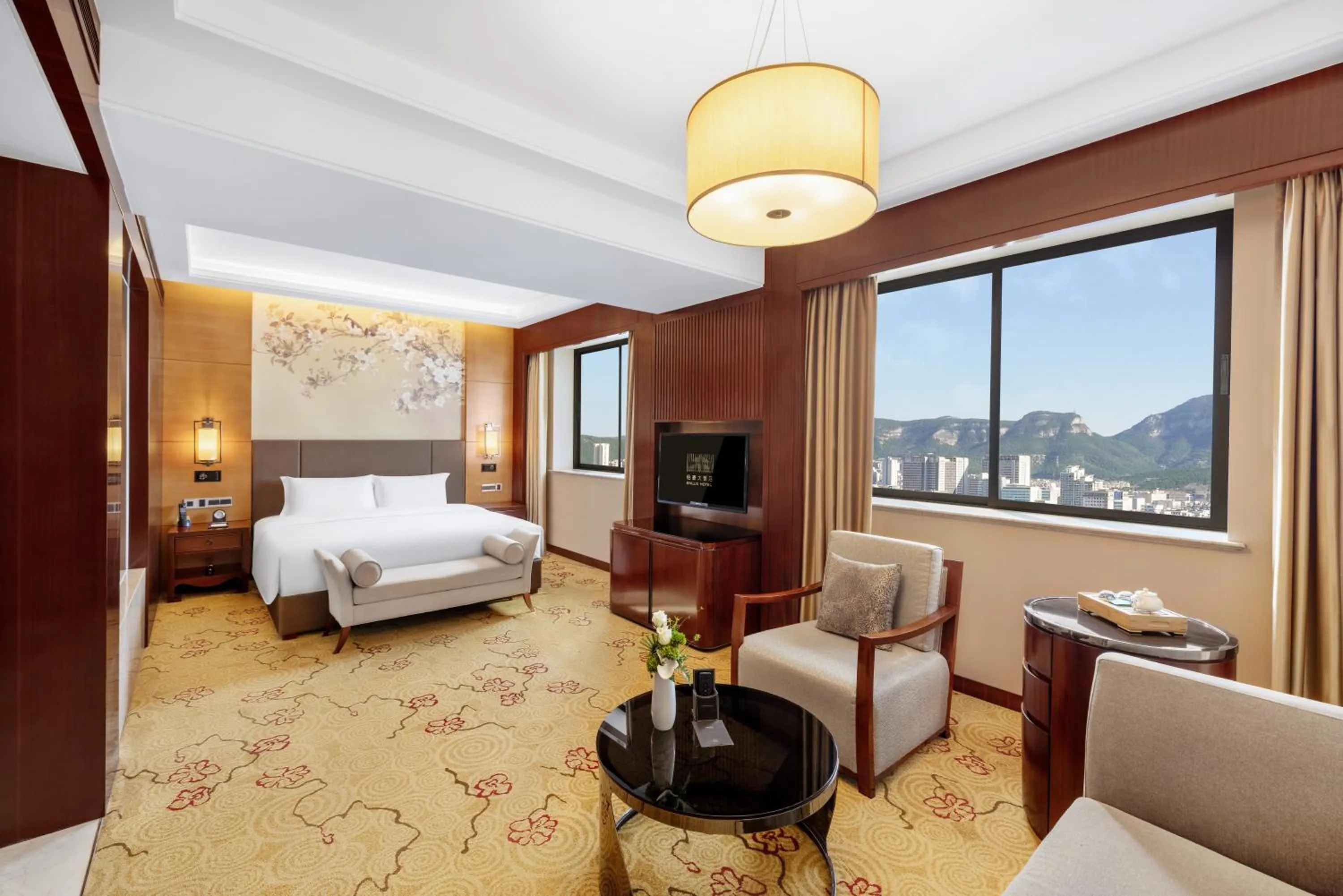 Living room, Bed in Enlux Hotel