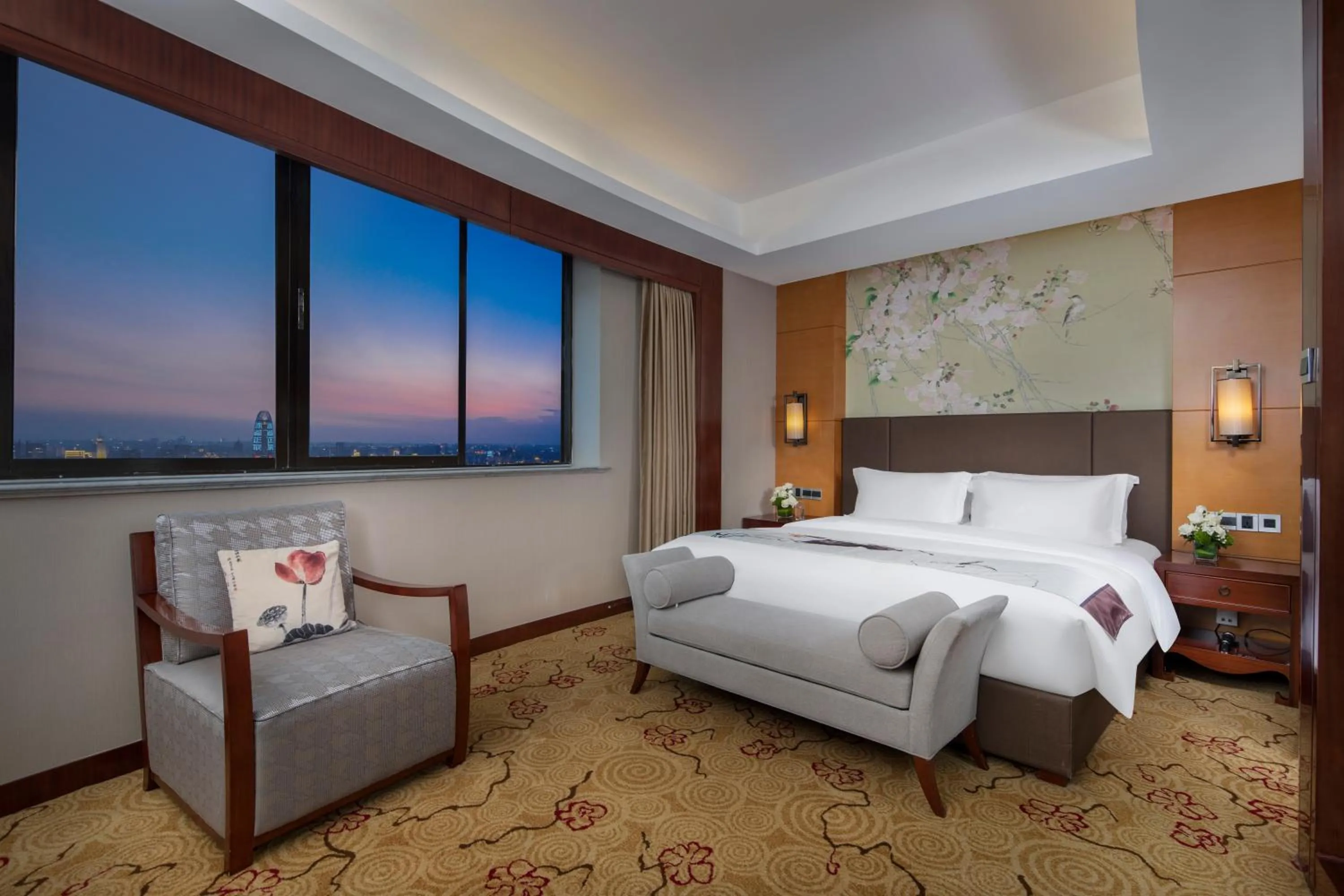 Bedroom, Bed in Sofitel Silver Plaza Jinan