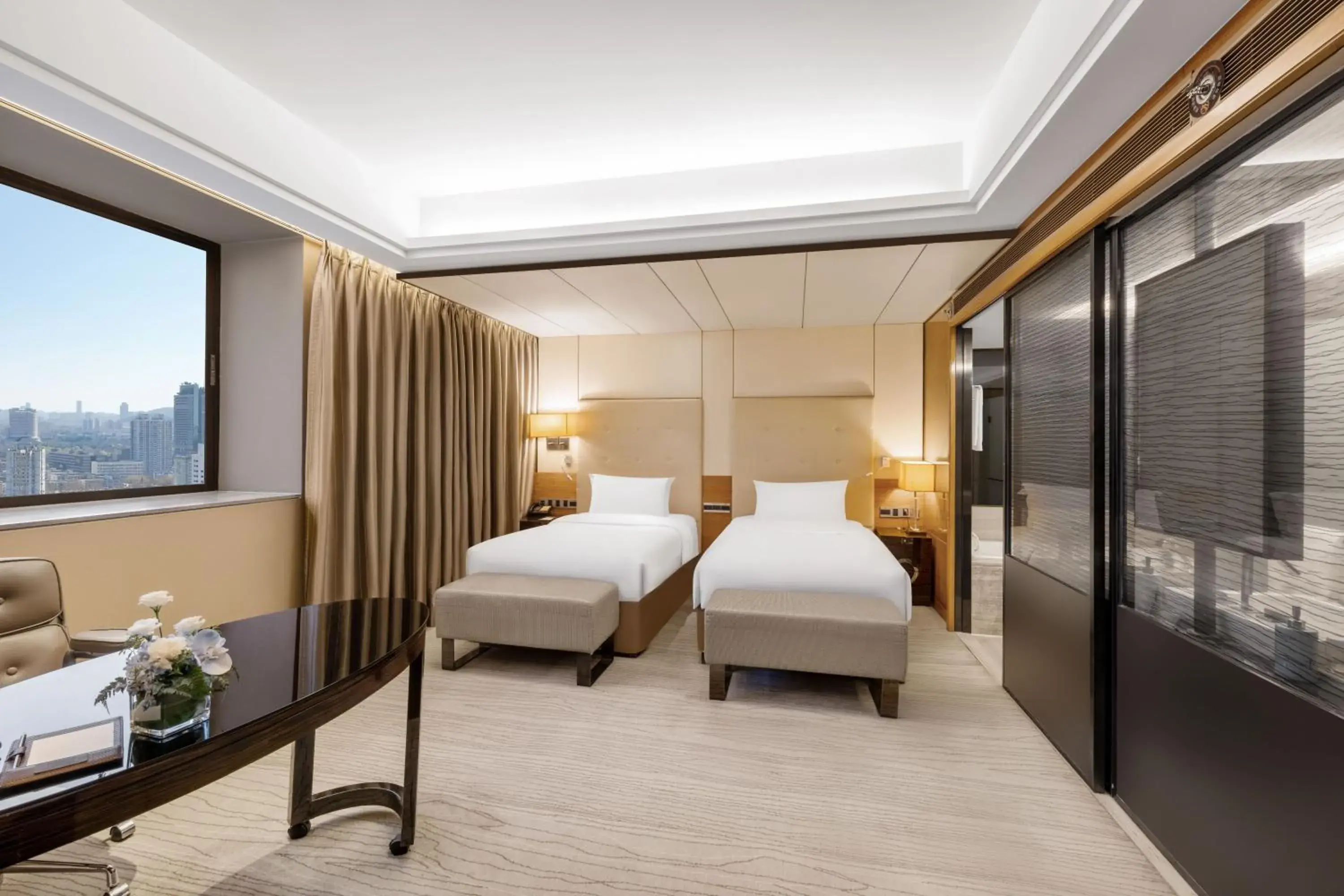 Property building, Bed in Enlux Hotel Property building, Bed in Enlux Hotel