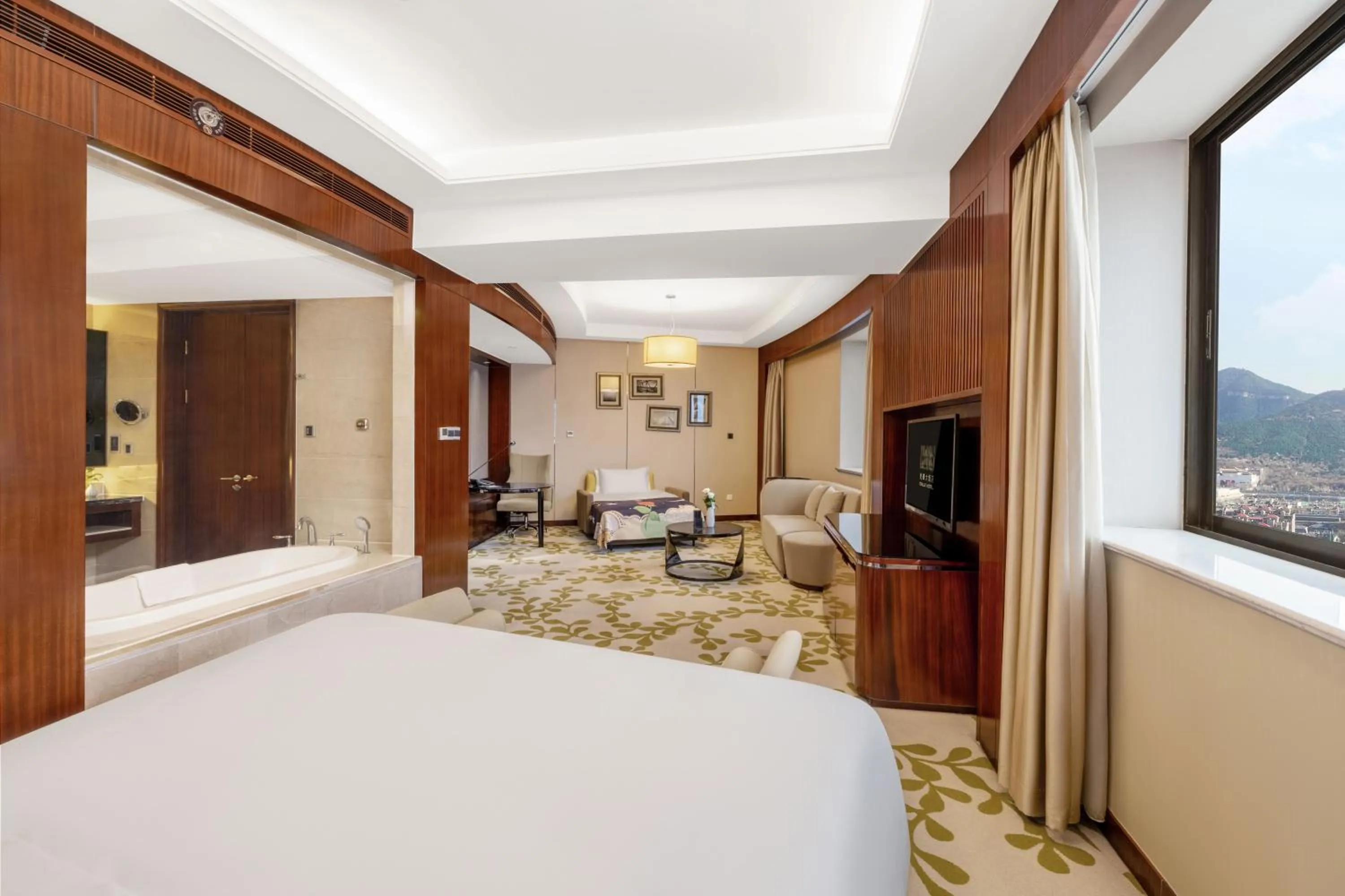 Property building, Bed in Enlux Hotel