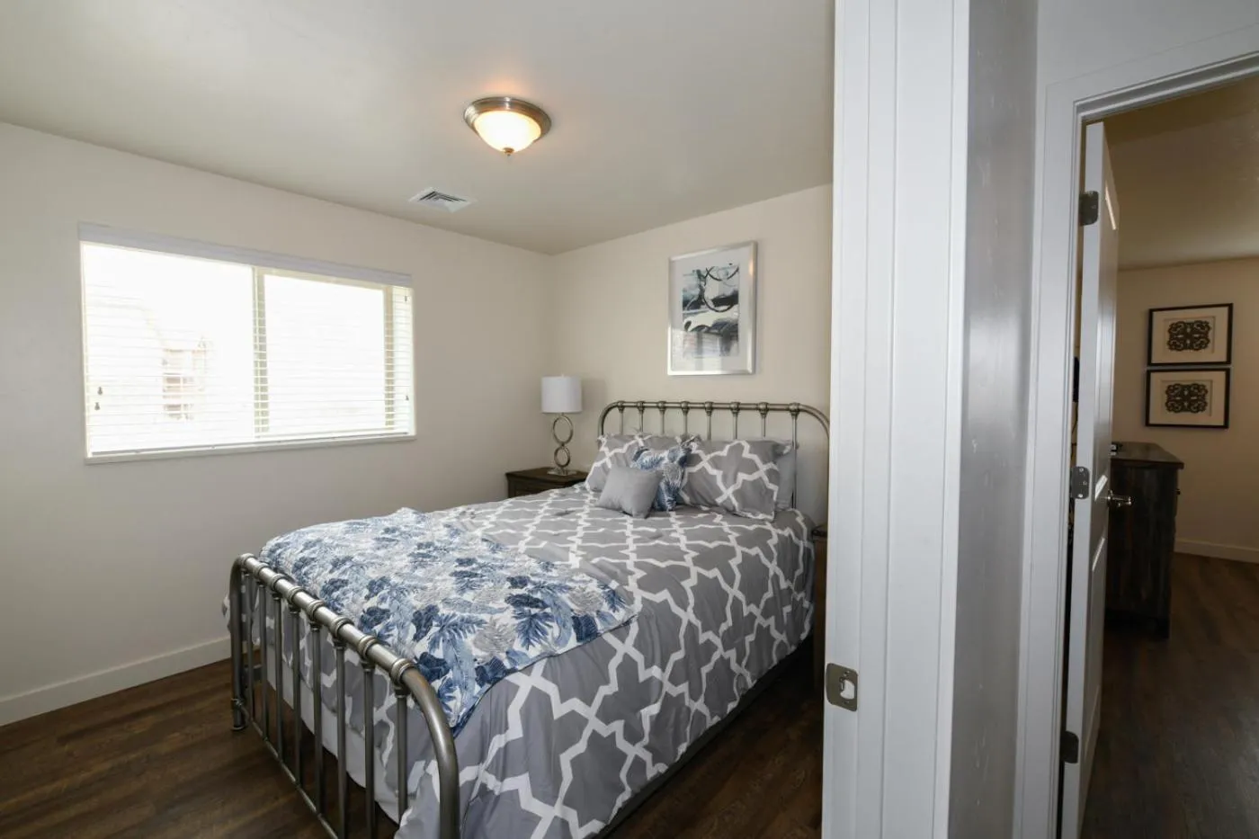 Bed in Moab Redcliff Condos Dean RE